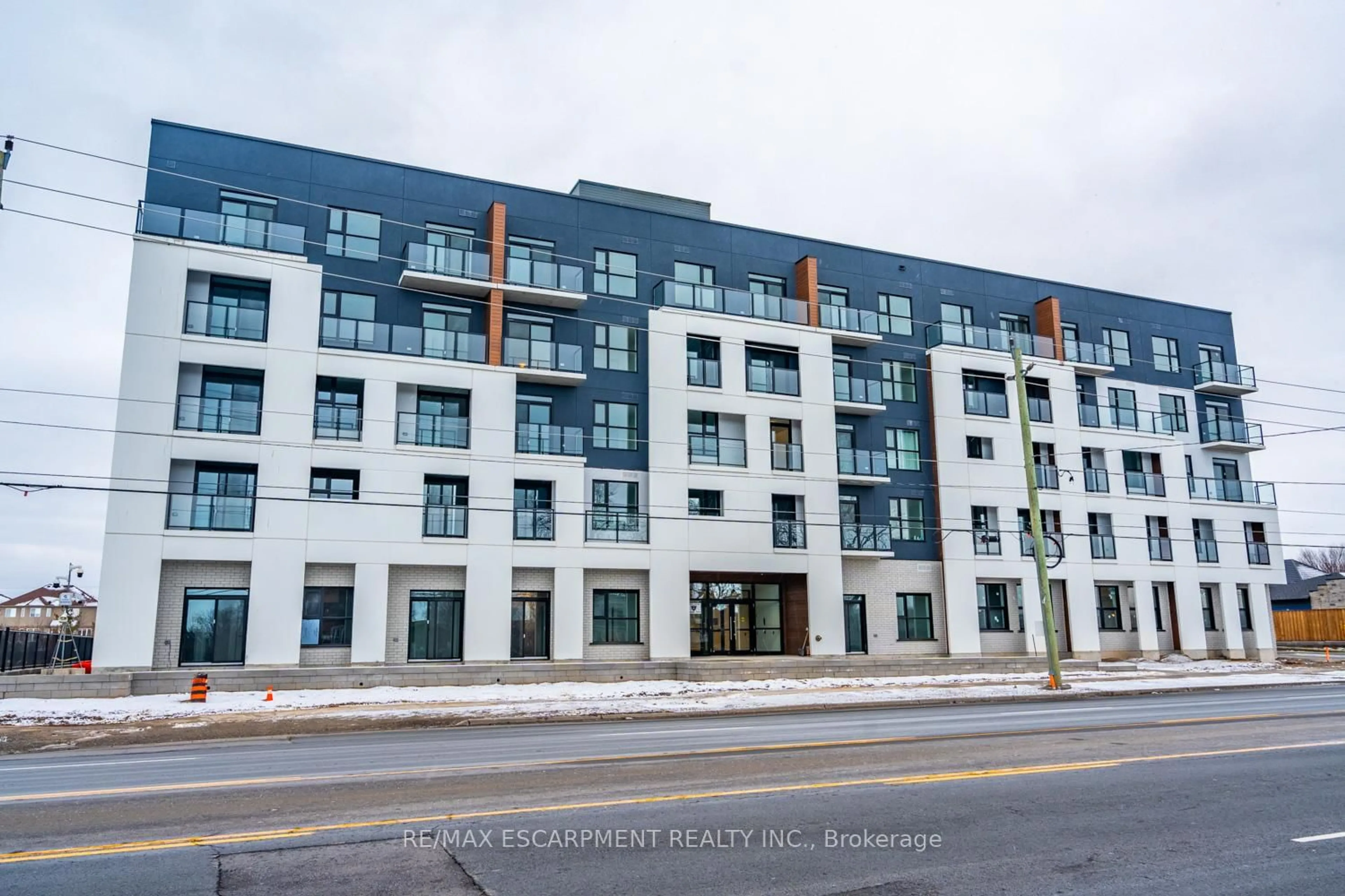 Unknown for 1936 RYMAL Rd #213, Hamilton Ontario L0R 1P0