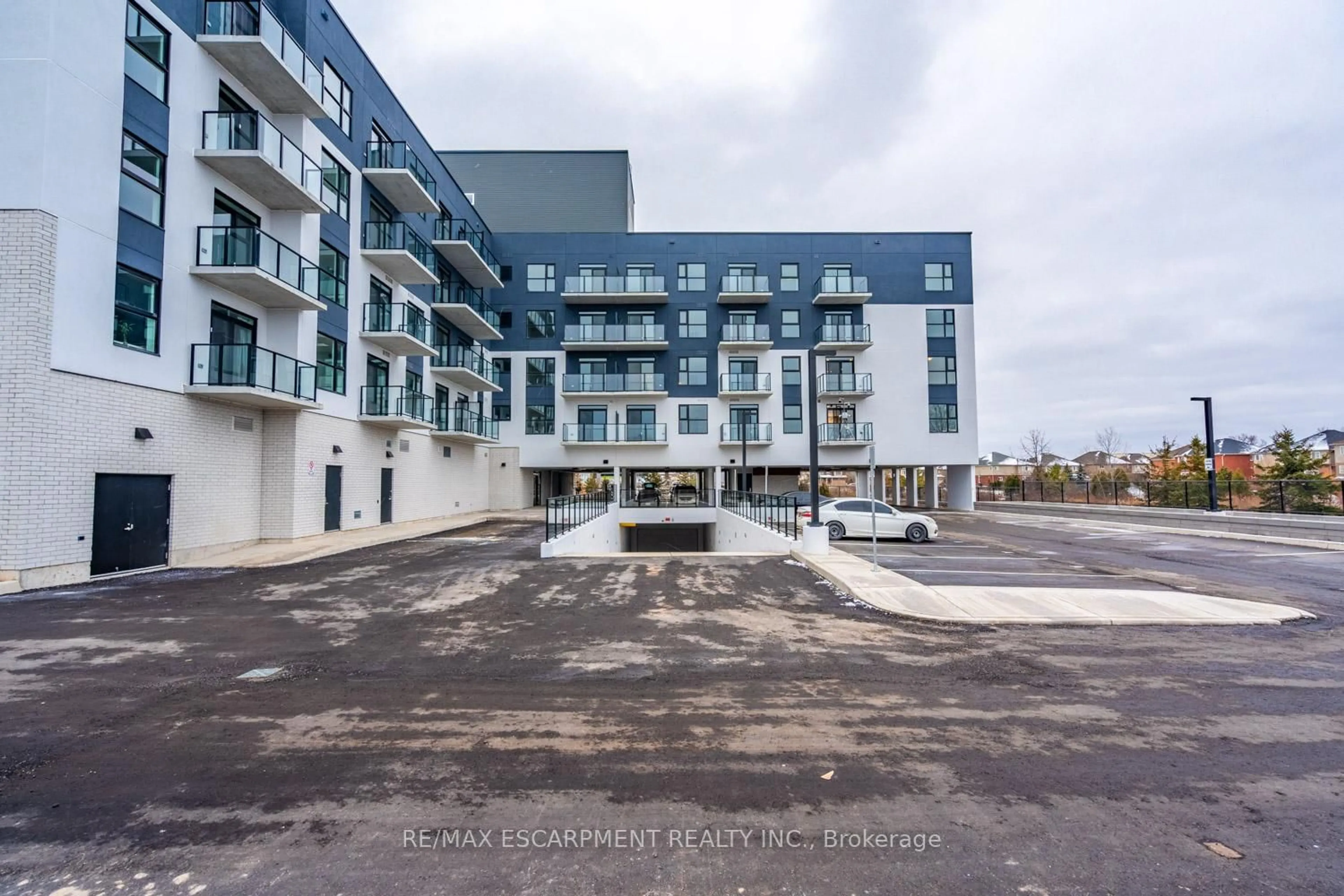 Unknown for 1936 RYMAL Rd #213, Hamilton Ontario L0R 1P0