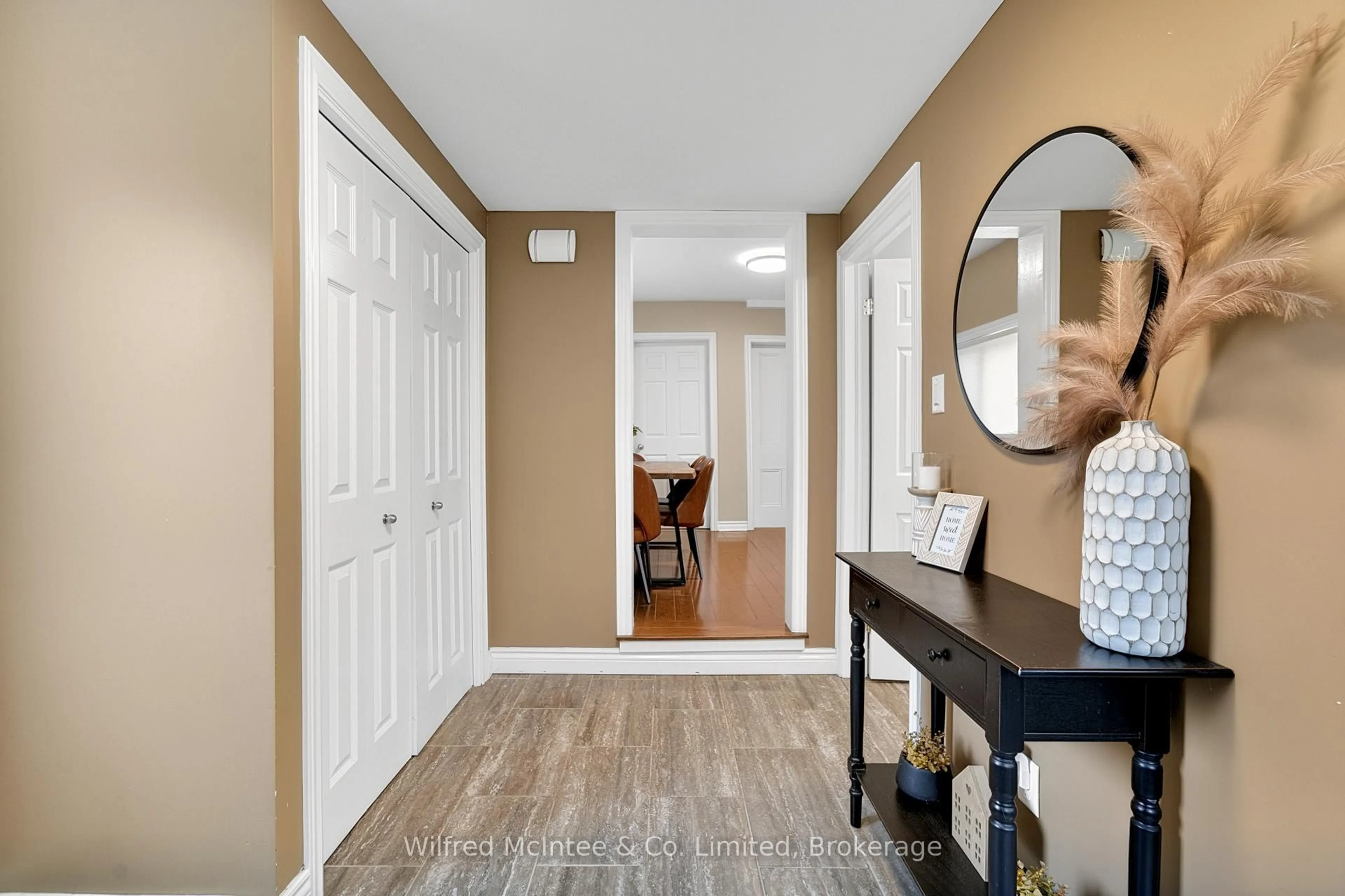 Indoor entryway for 236 Andrew St, South Huron Ontario N0M 1S1