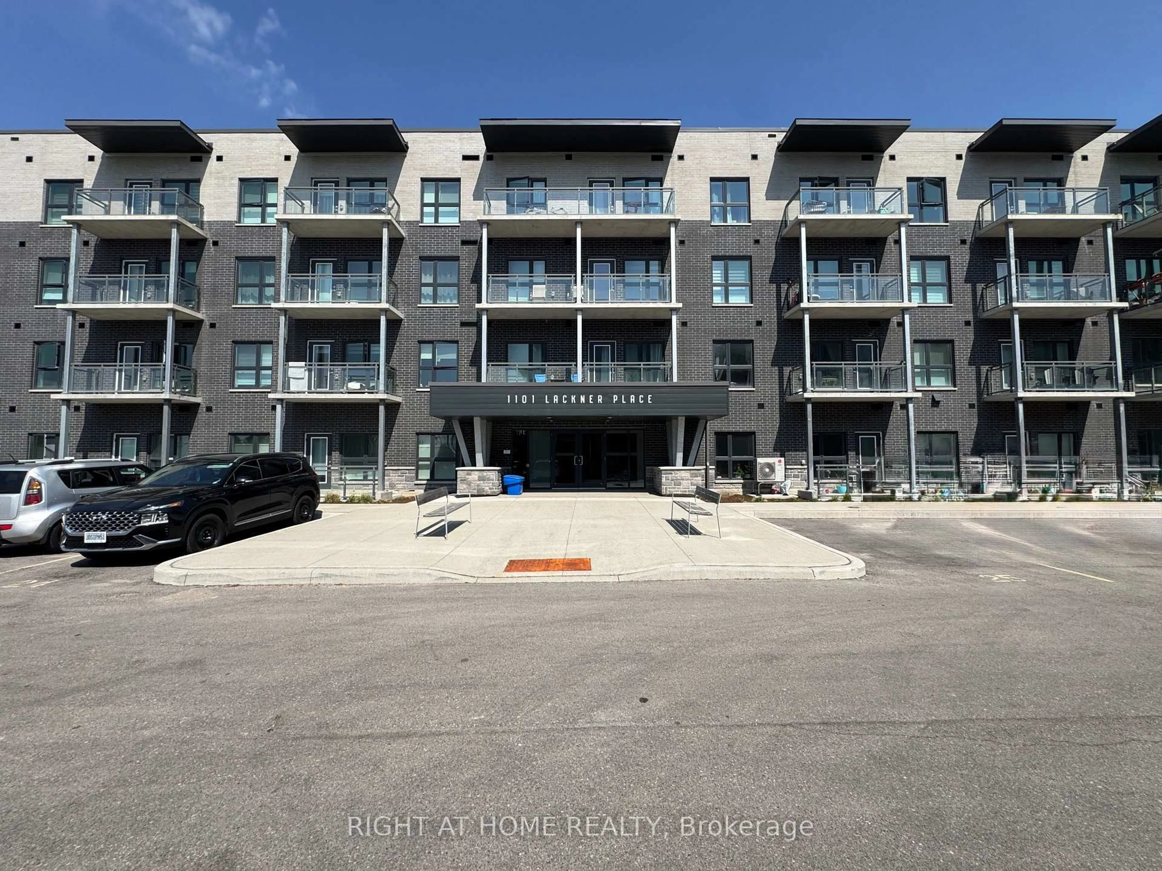 A pic from outside/outdoor area/front of a property/back of a property/a pic from drone, unknown for 1101 Lackner Pl #401, Kitchener Ontario N2A 4G3