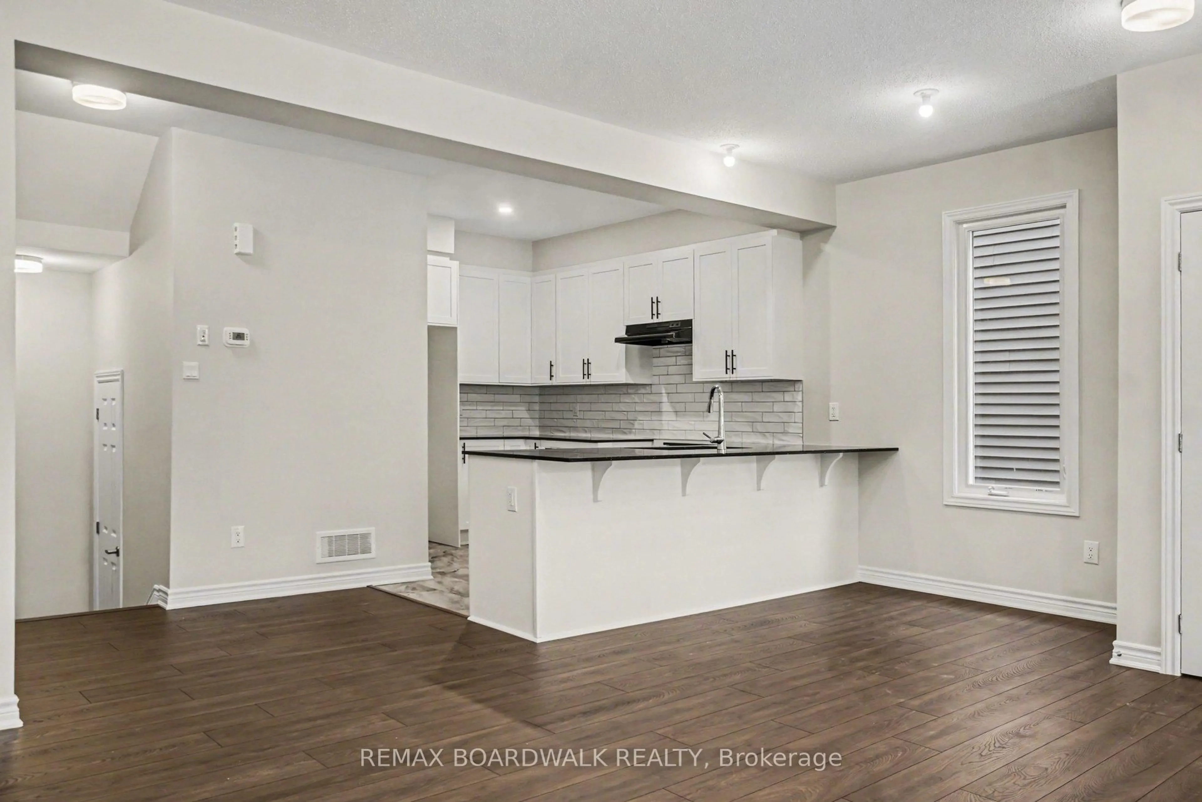 Open concept kitchen, unknown for 83 Ryan Reynolds Way, Orleans Ontario K4A 5T4