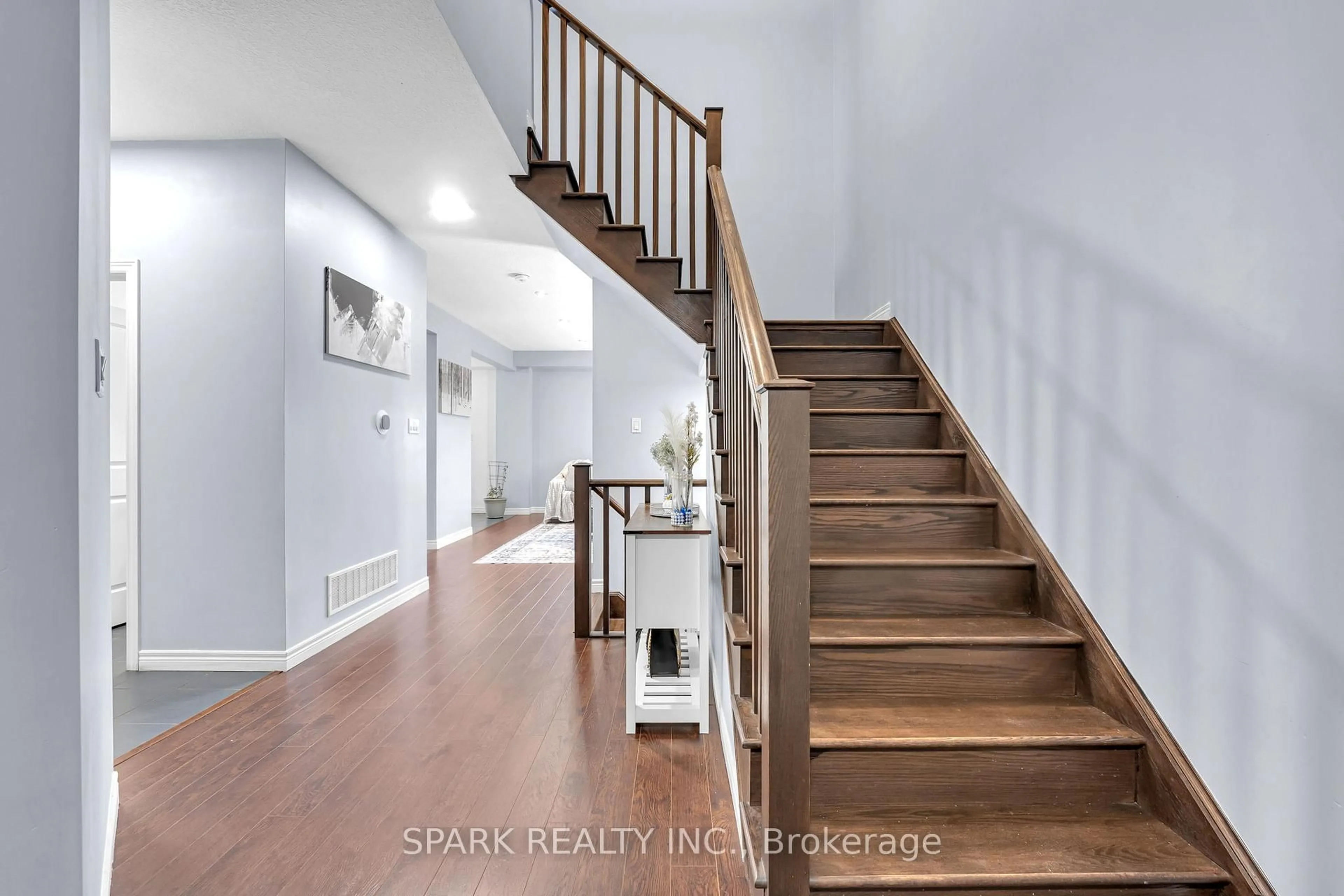 Stairs for 4 Cutts Cres, Hamilton Ontario L0R 1C0