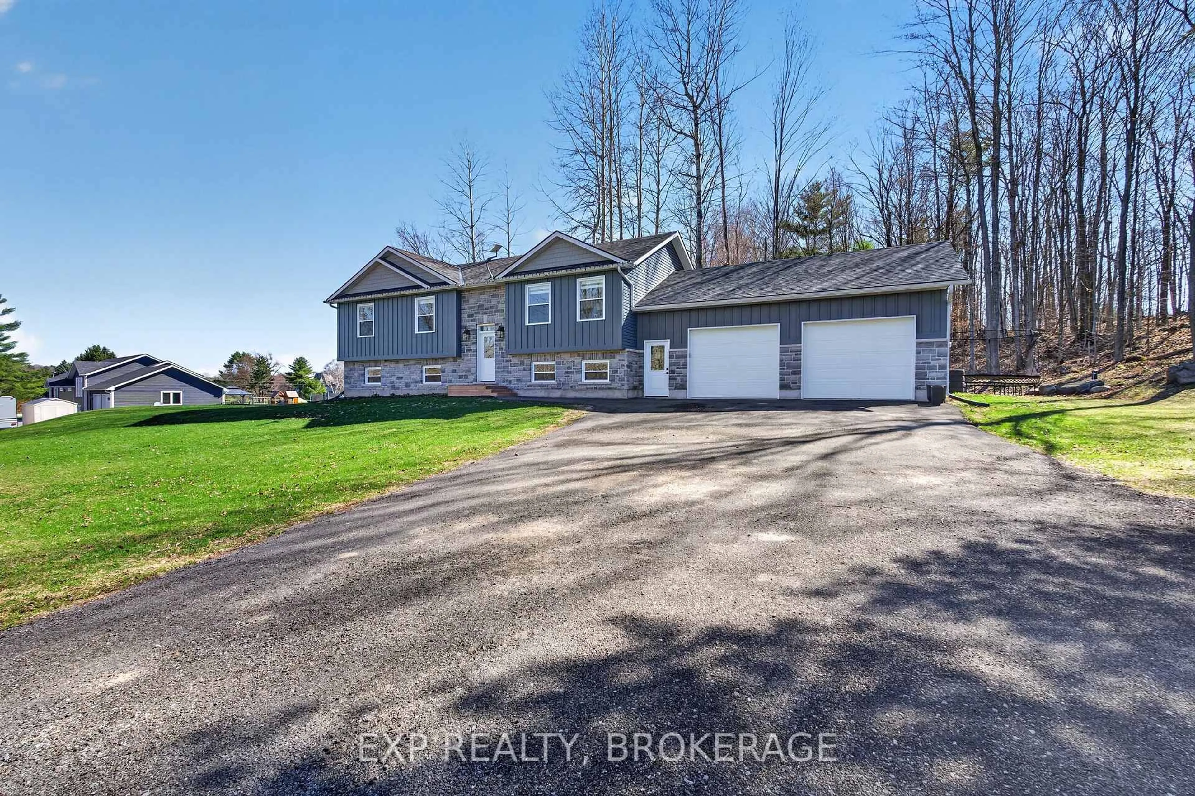 A pic from outside/outdoor area/front of a property/back of a property/a pic from drone, unknown for 5576 MCFADDEN Rd, Perth Road Ontario K0H 2L0