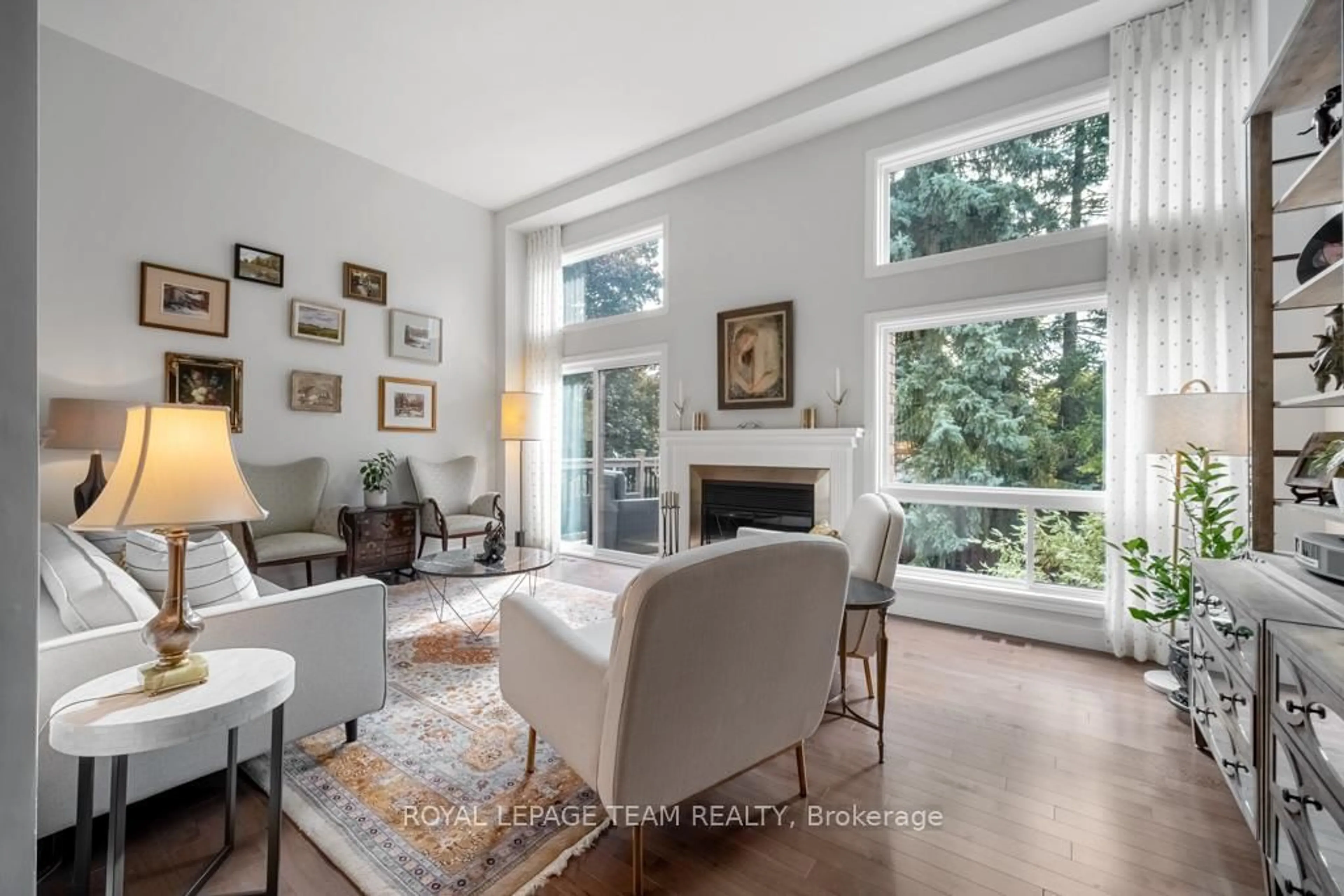 Living room with furniture, unknown for 103 DUNBARTON Crt, Ottawa Ontario K1K 4L5