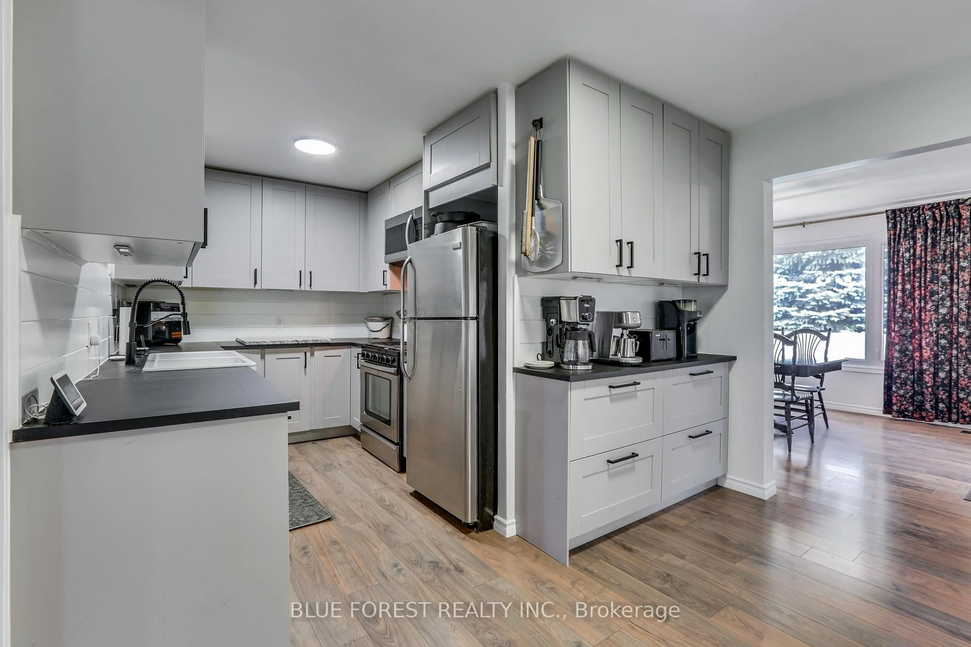 Open concept kitchen, unknown for 259 King Edward Ave, London South Ontario N5Z 3V2