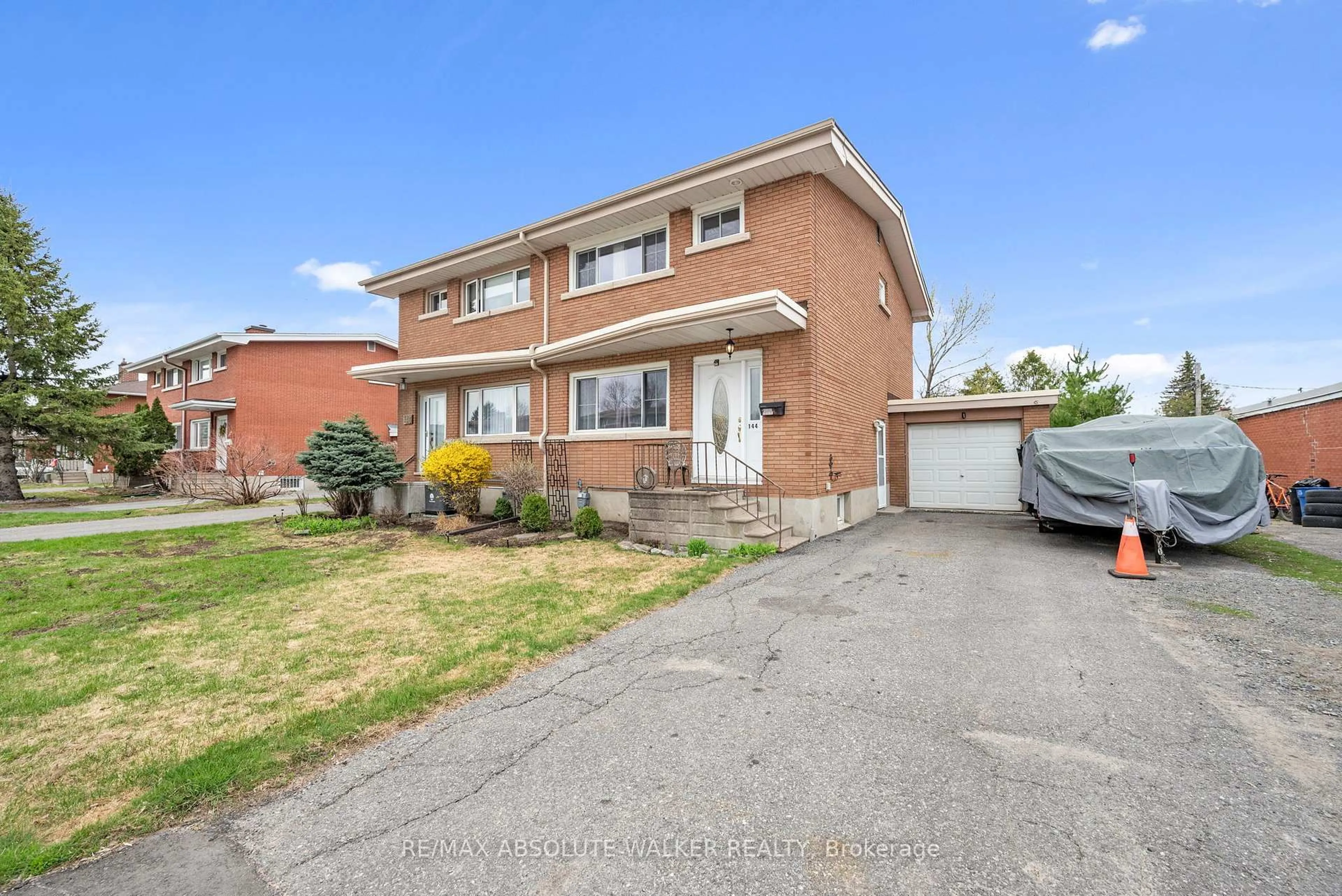 Unknown for 144 Viewmount Dr, Ottawa Ontario K2G 3B7
