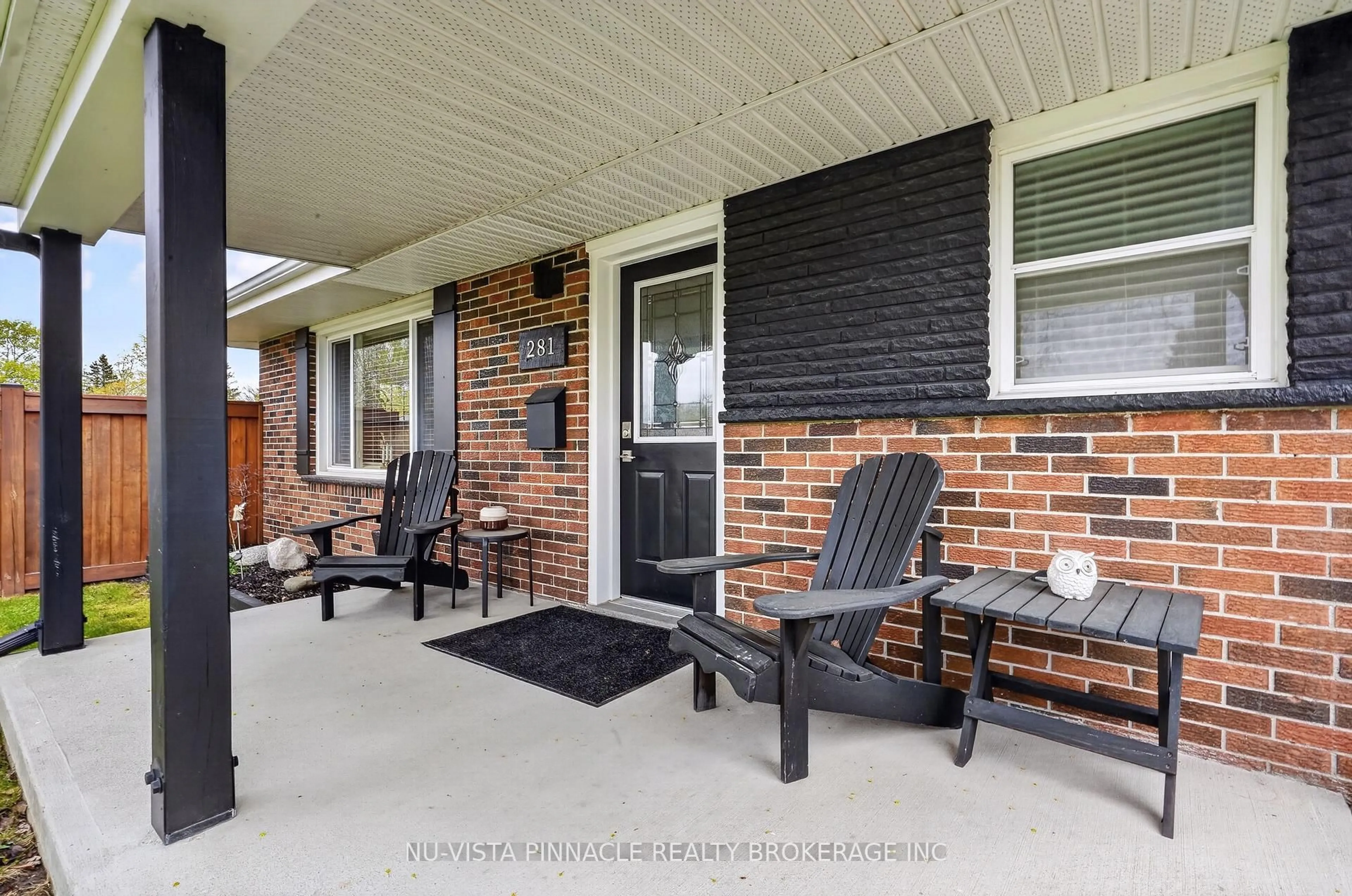 Unknown for 281 Tweedsmuir Ave, London East Ontario N5W 1L5