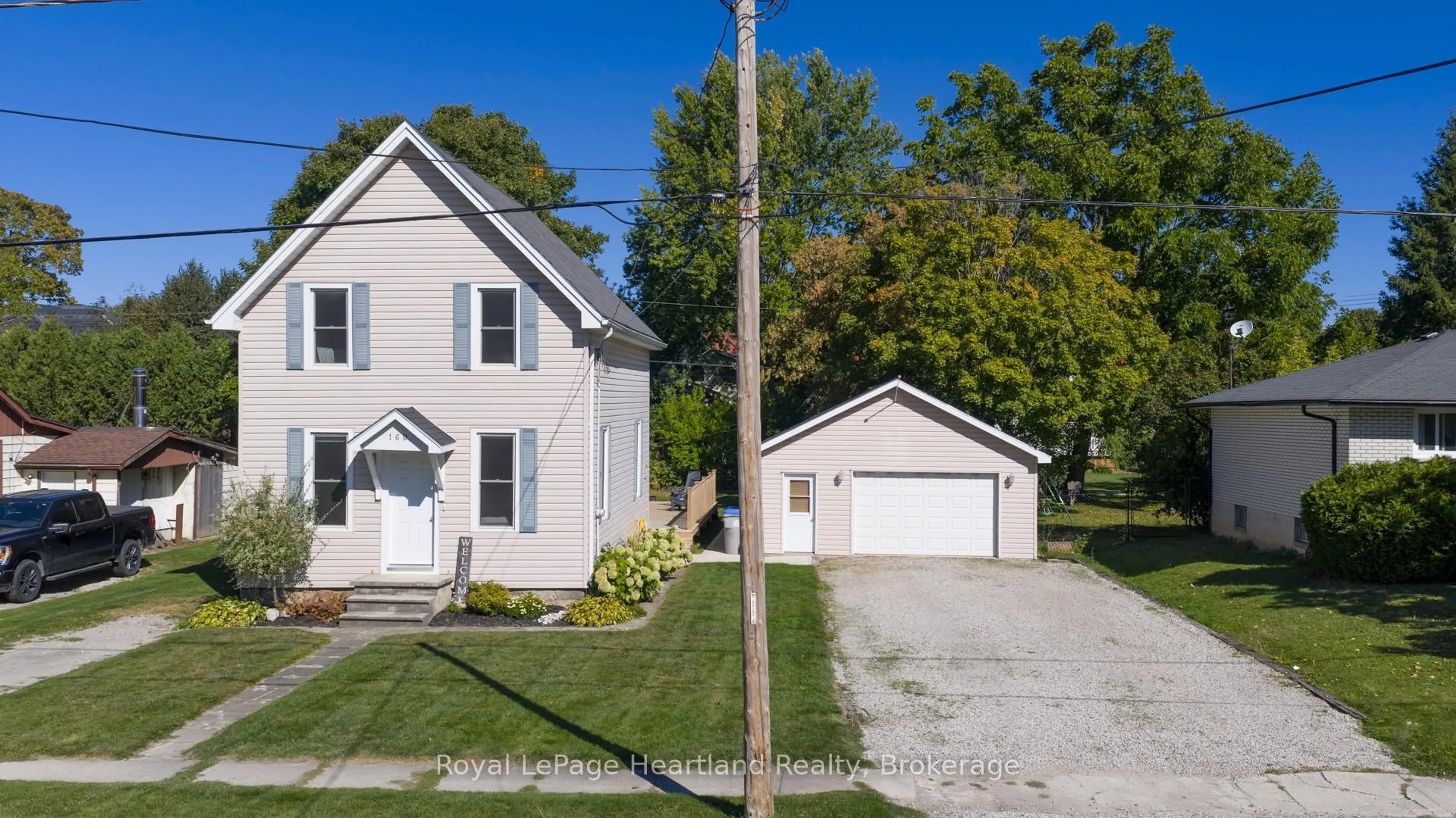 A pic from outside/outdoor area/front of a property/back of a property/a pic from drone, street for 160 Richmond St, Bluewater Ontario N0M 1X0
