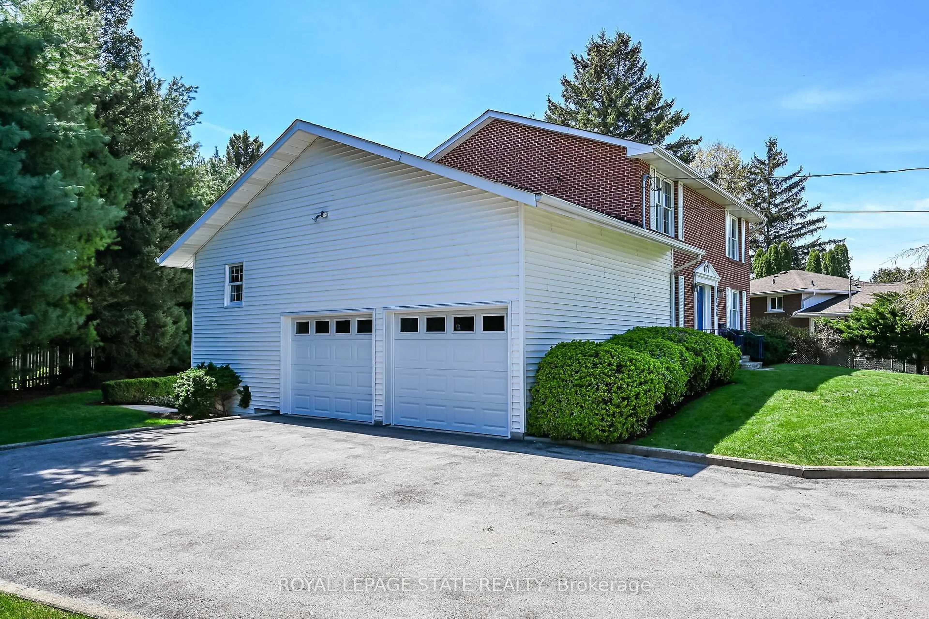 Unknown for 126 Forest Hill Cres, Hamilton Ontario L8K 5V4