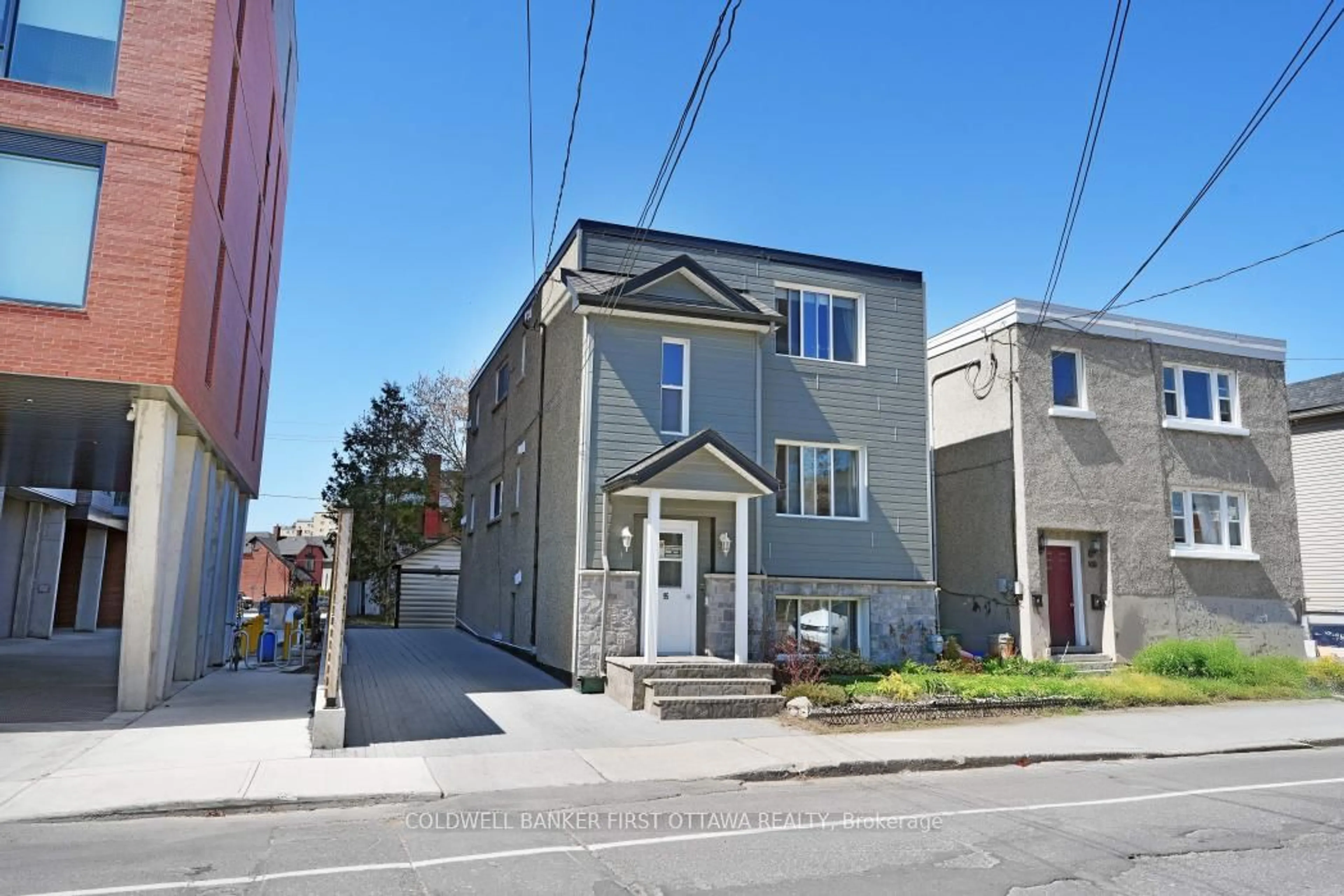 Unknown for 95 Barrette St, Ottawa Ontario K1L 8A2