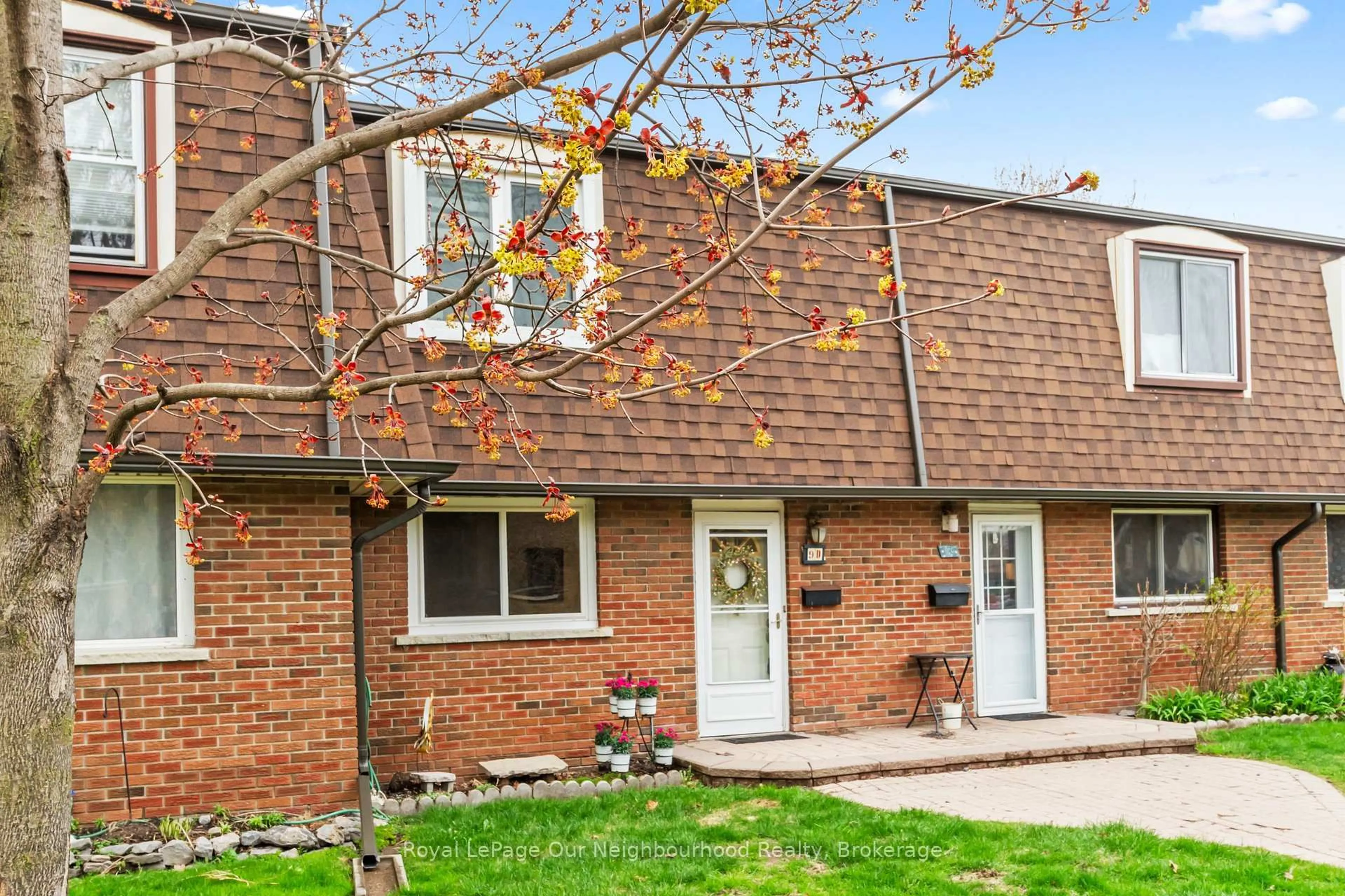 Home with brick exterior material, street for 43 Prince of Wales Dr #9D, Belleville Ontario K8P 2T5
