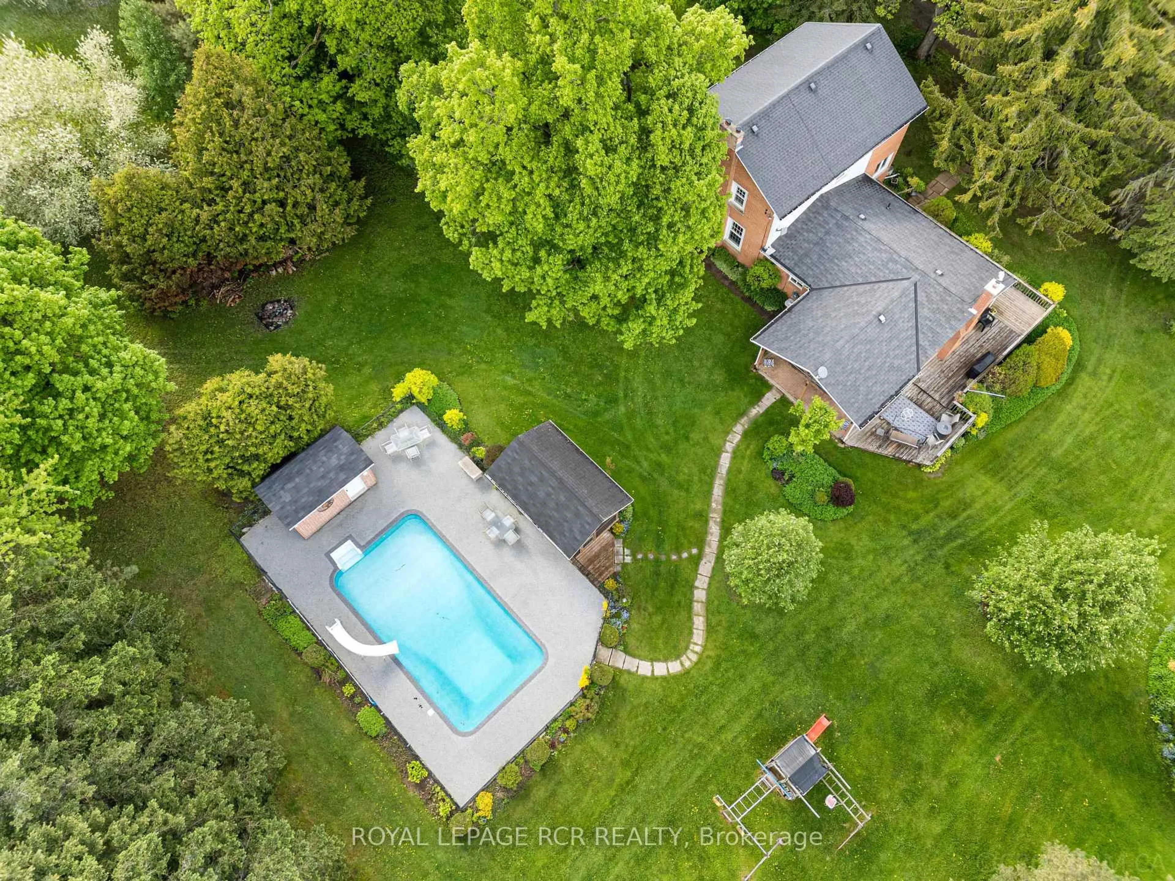 A pic from outside/outdoor area/front of a property/back of a property/a pic from drone, unknown for 836081 4th Line, Mulmur Ontario L9V 0J1