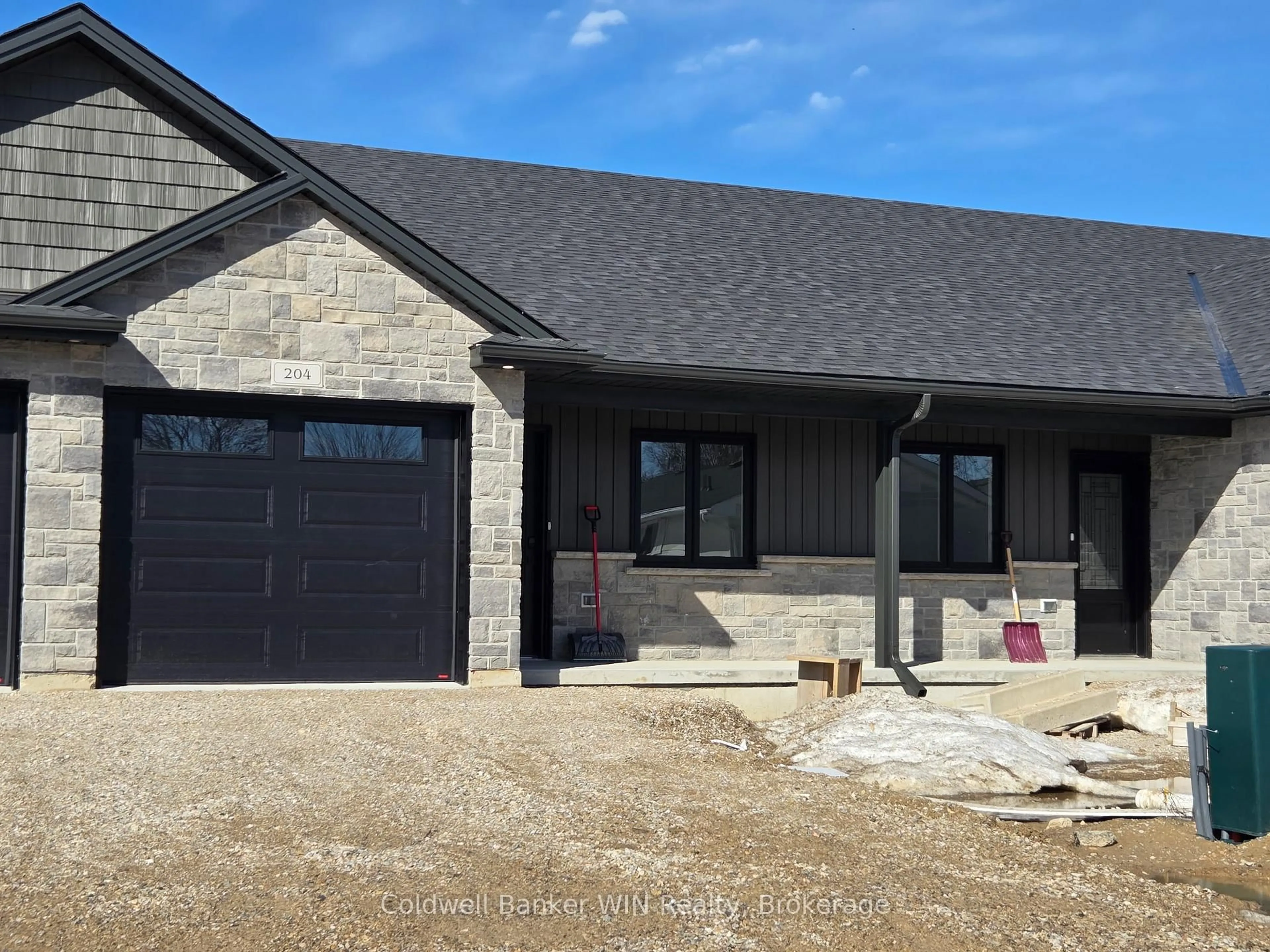 Home with brick exterior material, unknown for 204 Elgin St, Minto Ontario N0G 2P0