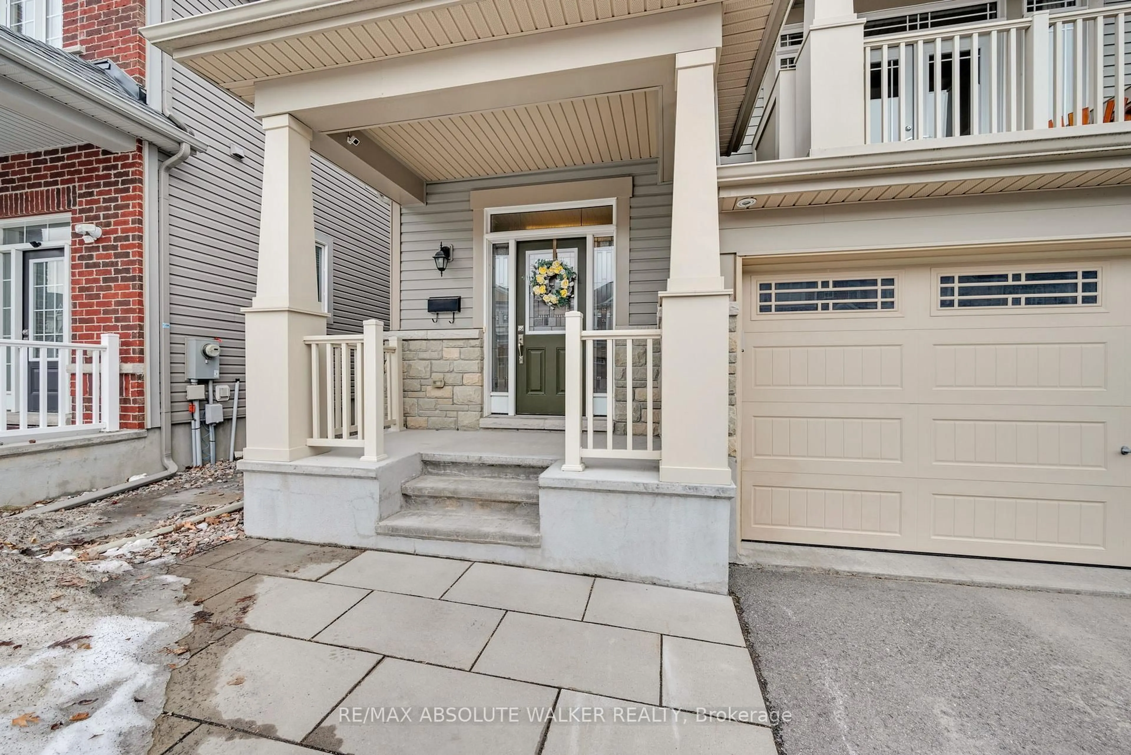 Unknown for 207 Rivertree St, Ottawa Ontario K2M 0J4