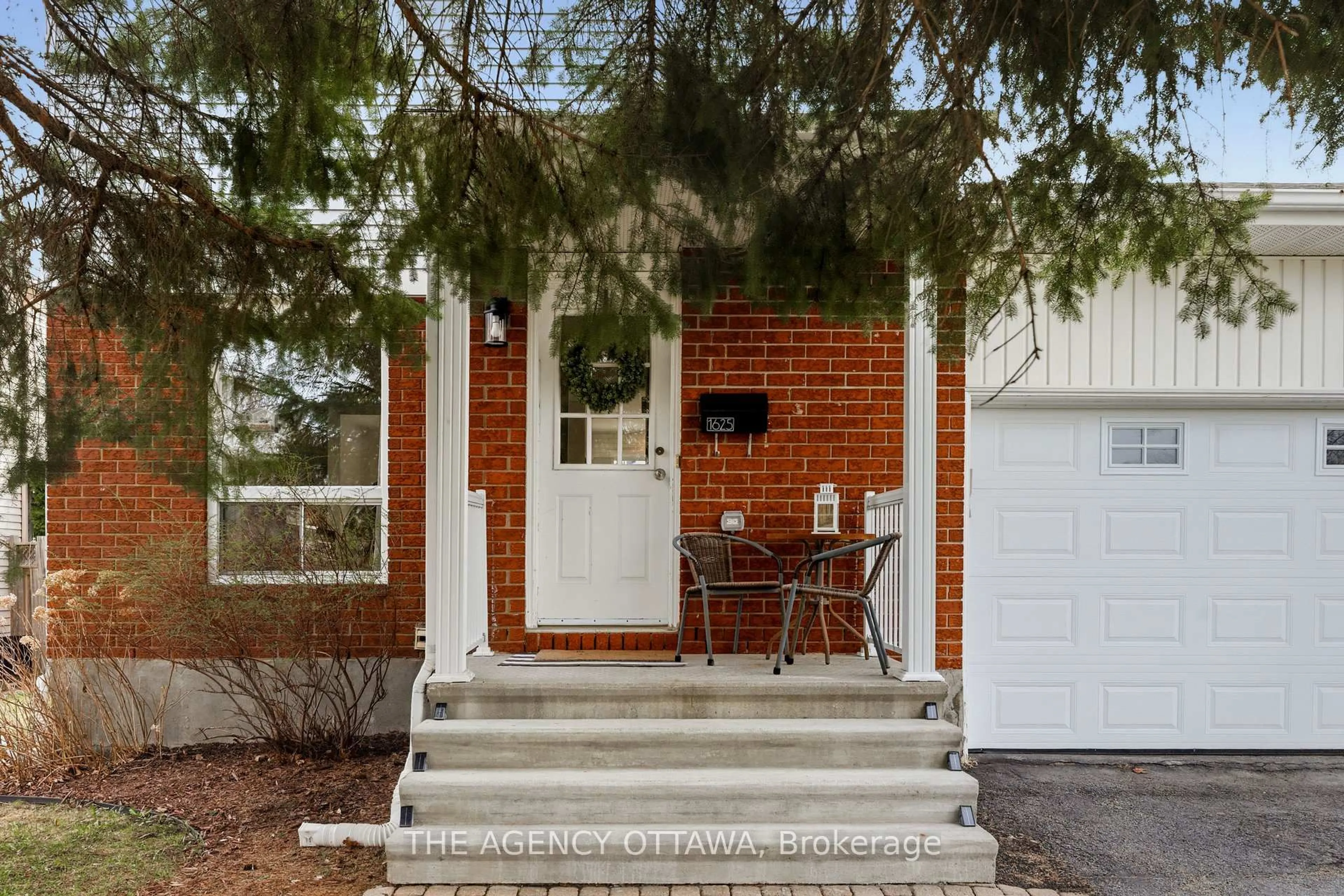 Home with brick exterior material, street for 1625 Bottriell Way, Ottawa Ontario K4A 1W5
