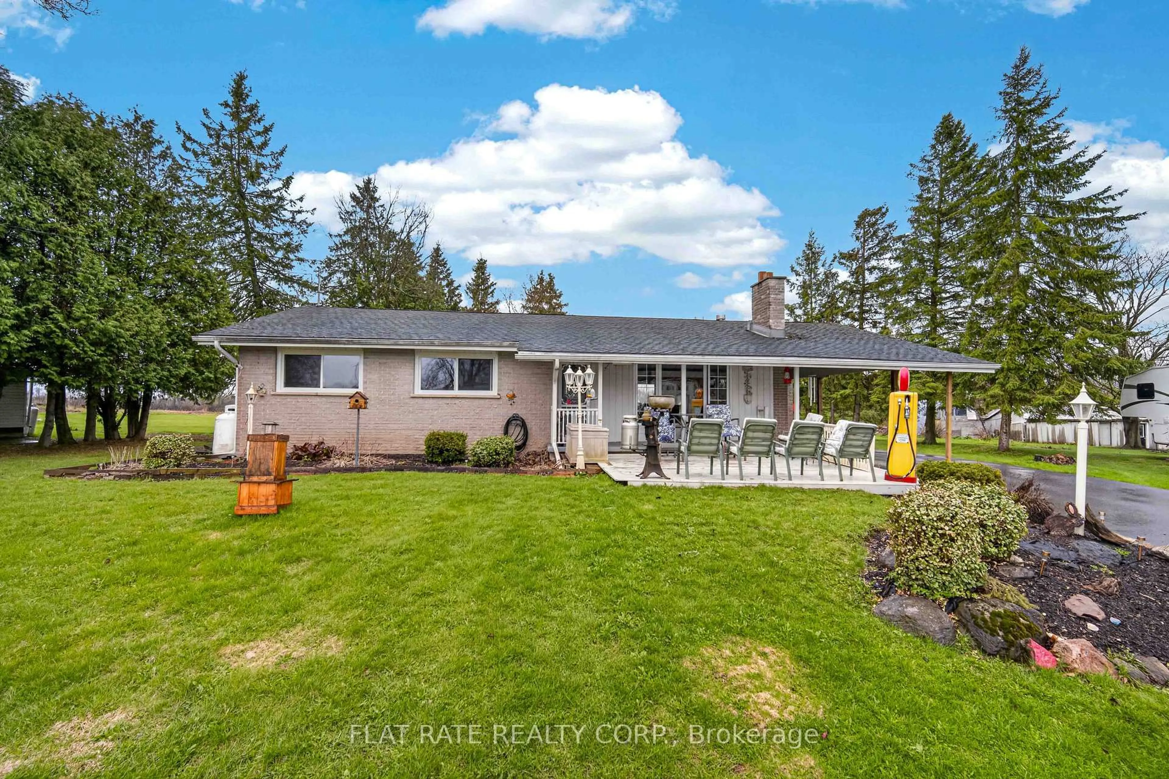 A pic from outside/outdoor area/front of a property/back of a property/a pic from drone, unknown for 23 WILLOW Rd, Otonabee-South Monaghan Ontario K9J 6Y3