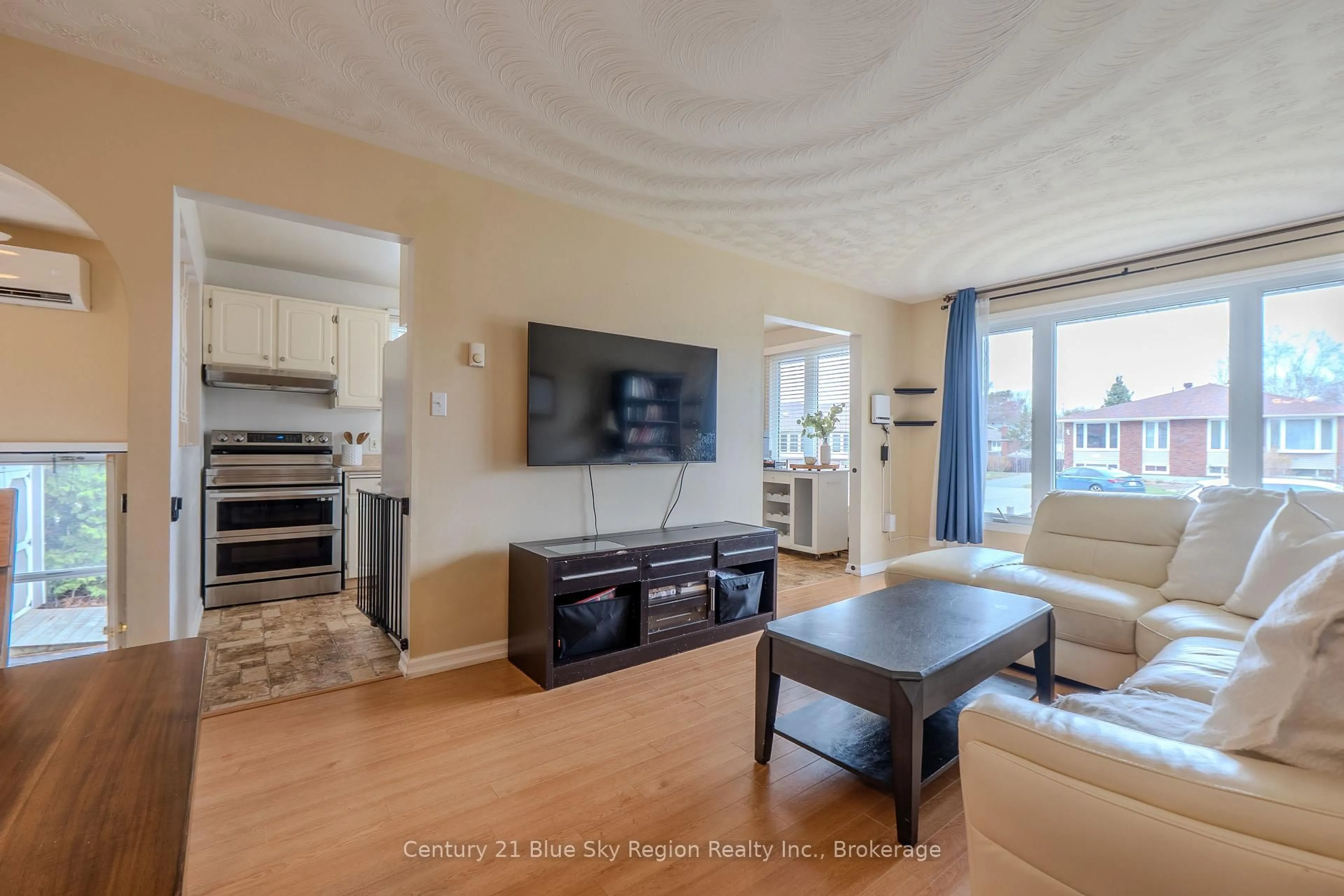 Living room with furniture, unknown for 30 Harris Dr, North Bay Ontario P1A 3Z2