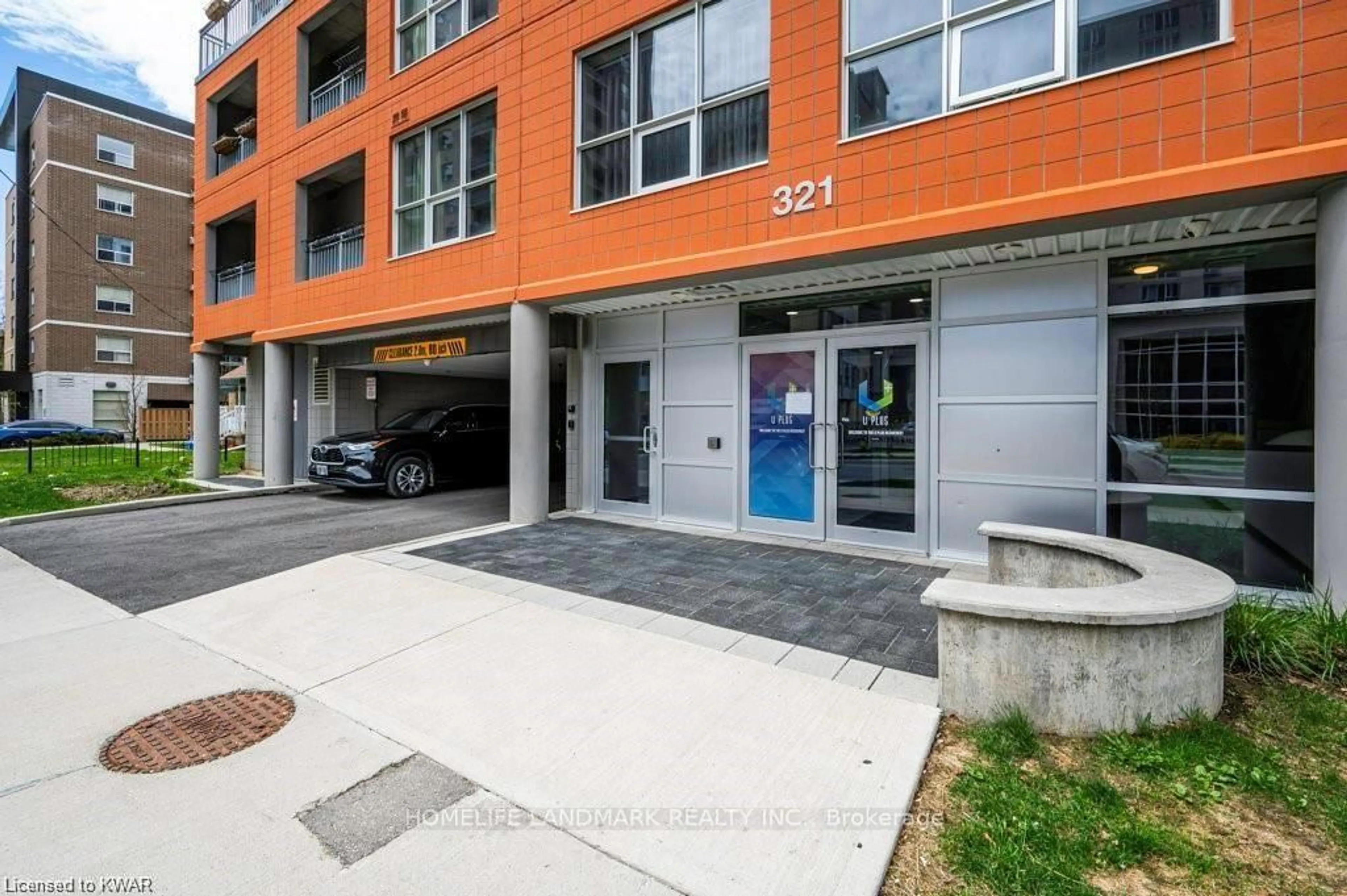 Unknown for 321 Spruce St #312, Waterloo Ontario N2L 0G4