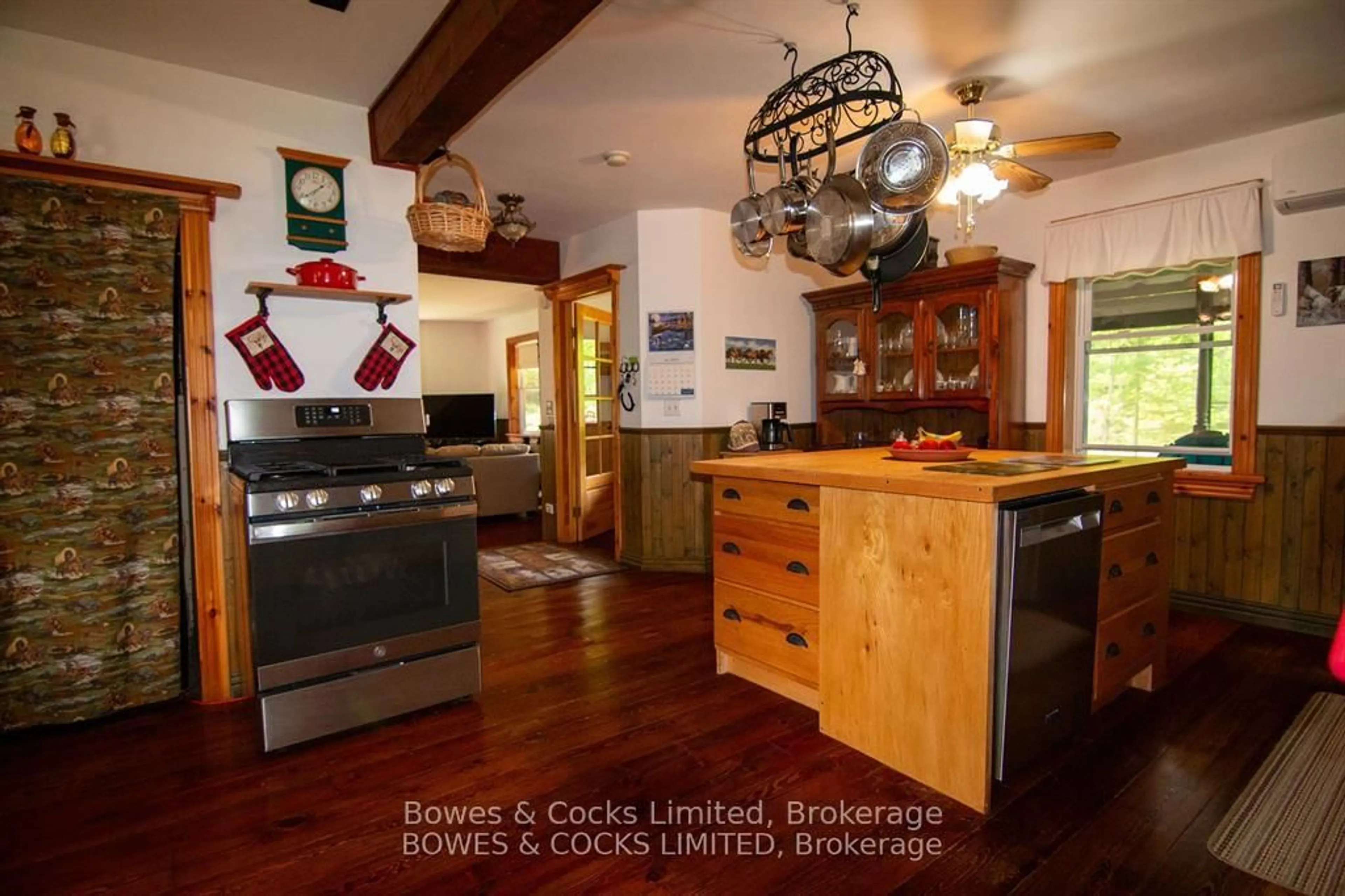 Rustic kitchen, unknown for 72 Jones Rd, Coe Hill Ontario K0L 1P0