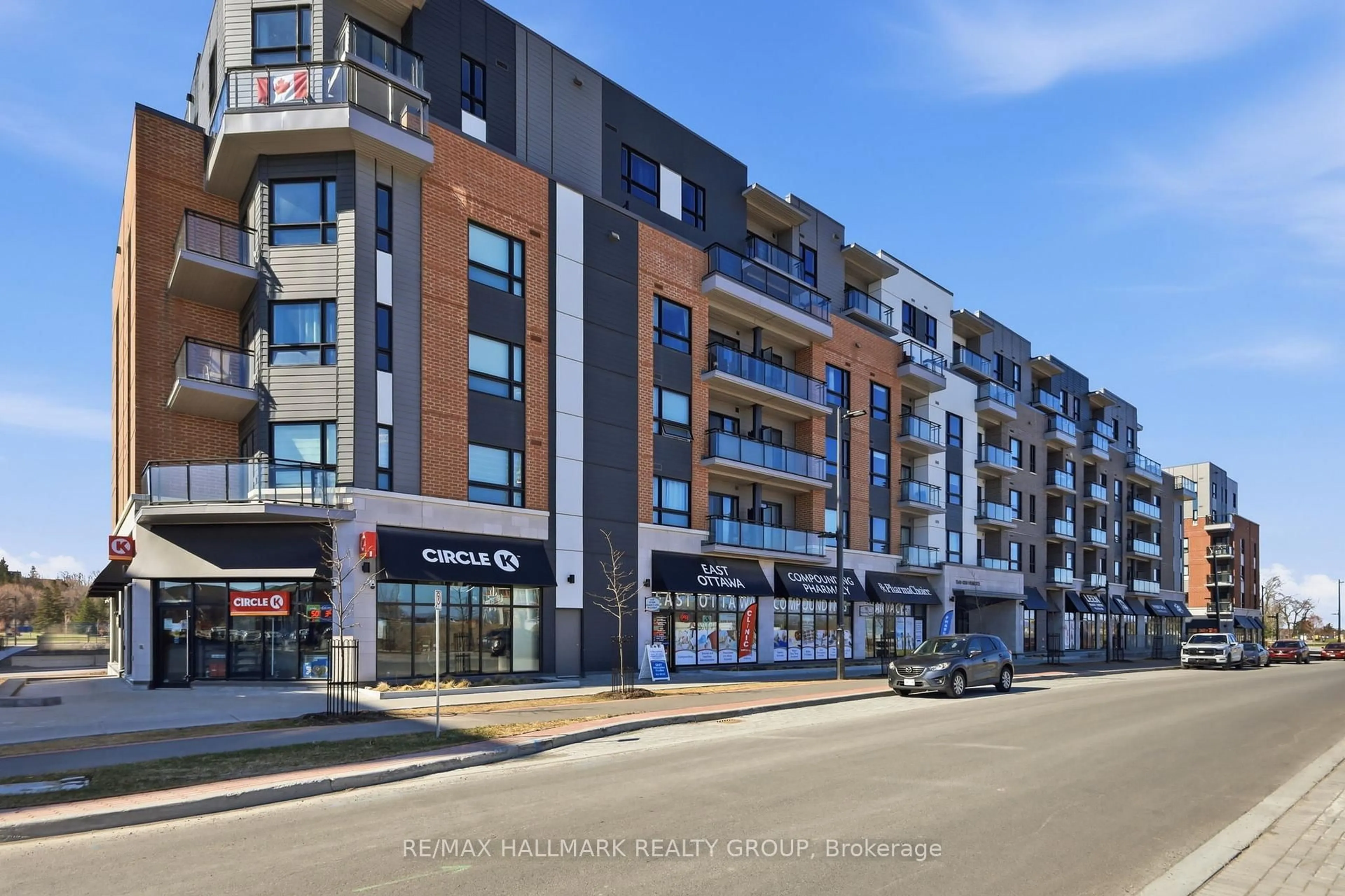 Unknown for 1350 Hemlock Rd #218, Ottawa Ontario K1K 5C2