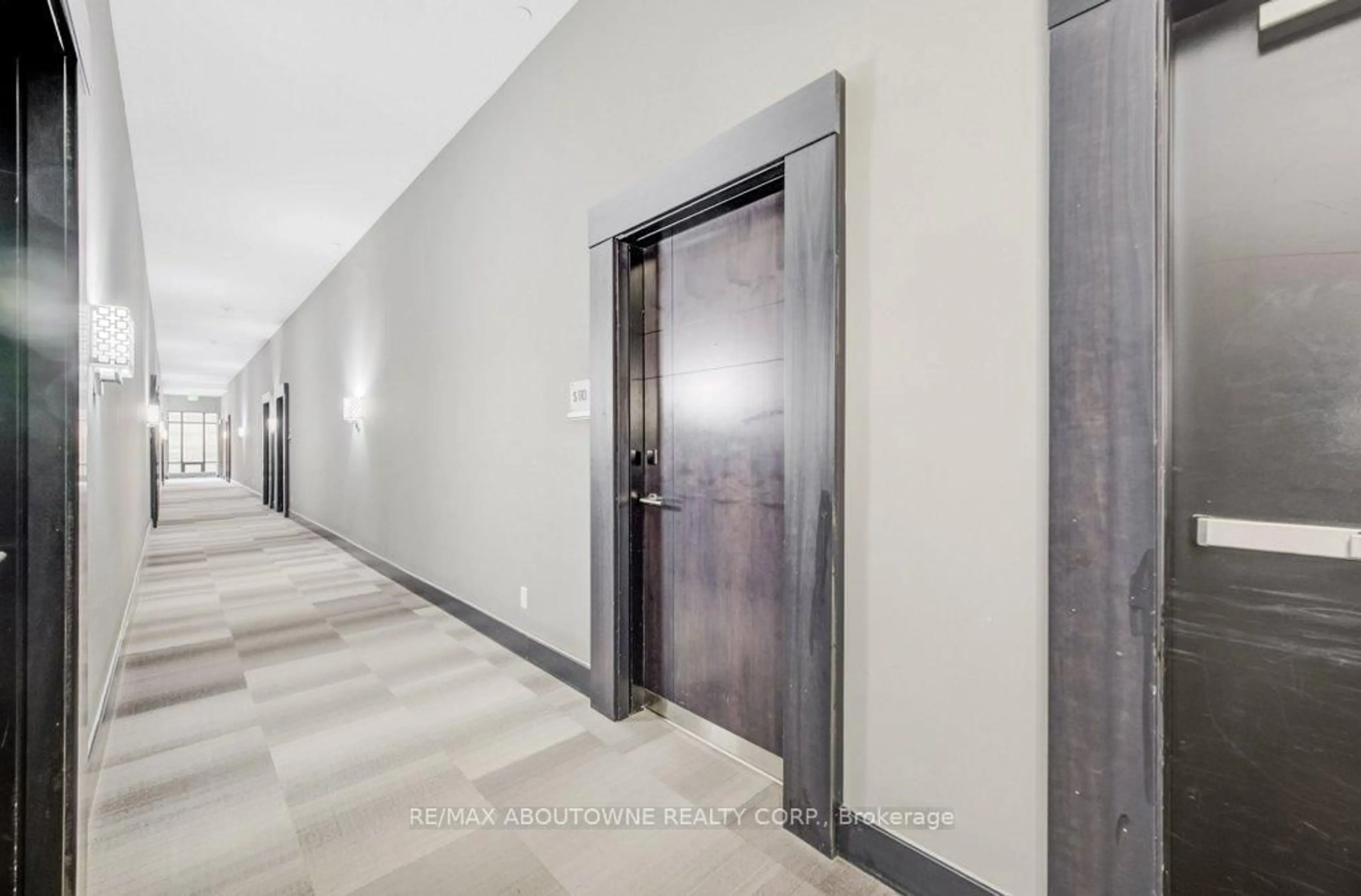Indoor foyer for 330 Phillip St #S-110, Waterloo Ontario N2L 3W9