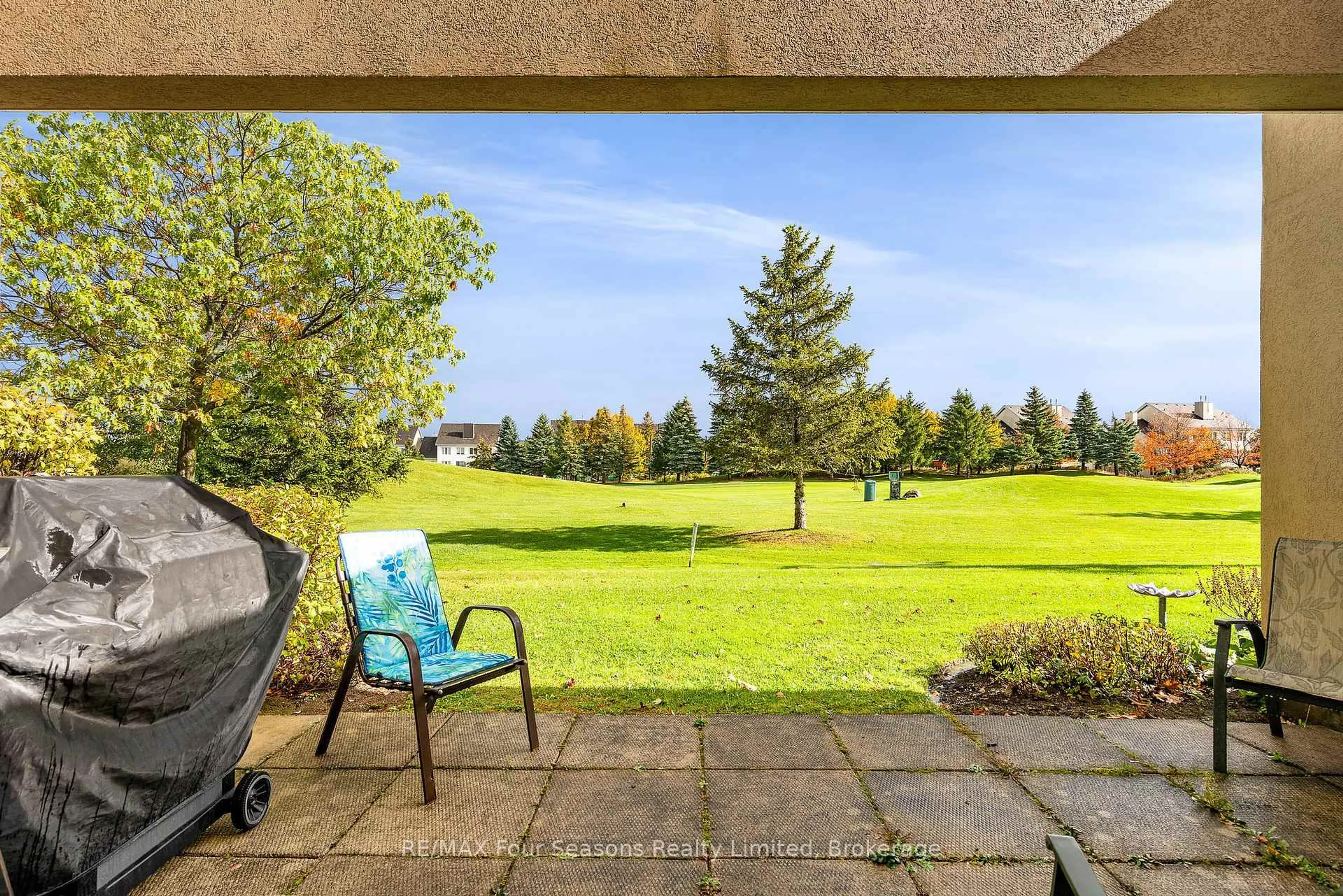 Patio, water/lake/river/ocean view for 107 Wintergreen Pl #113, Blue Mountains Ontario L9Y 0P8