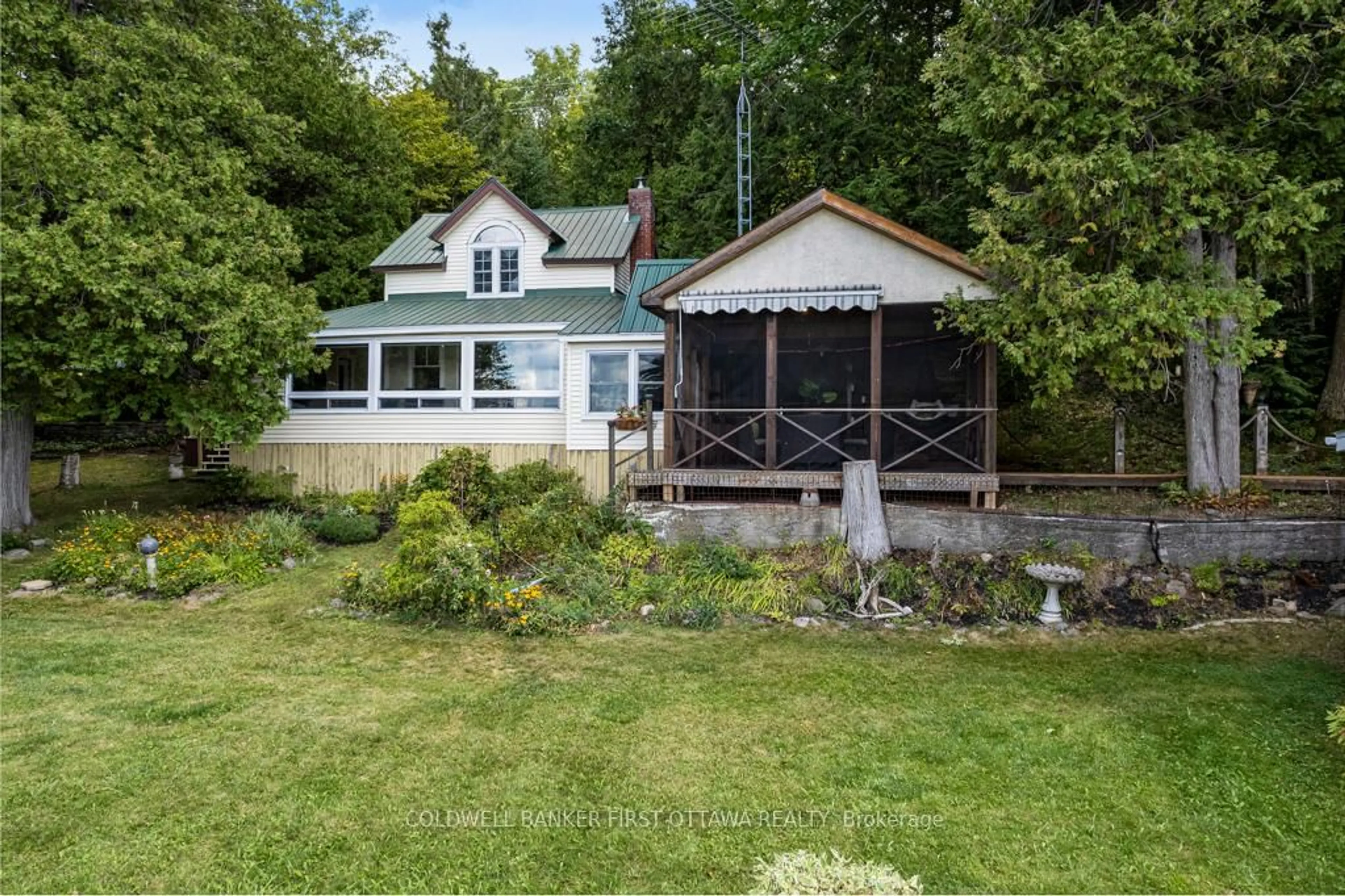 A pic from outside/outdoor area/front of a property/back of a property/a pic from drone, water/lake/river/ocean view for 4712 Briton Houghton Bay Rd, Rideau Lakes Ontario K0G 1V0