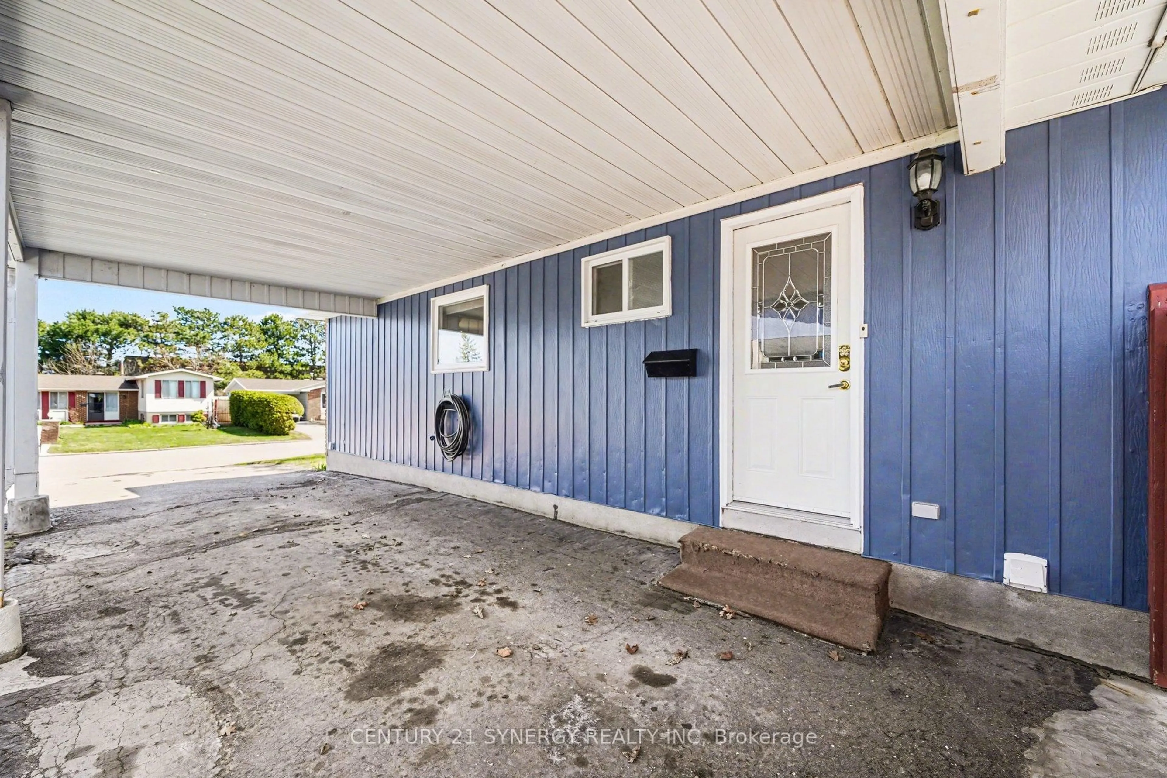 Unknown for 2428 BLACKSTONE Cres, Ottawa Ontario K1B 4H2