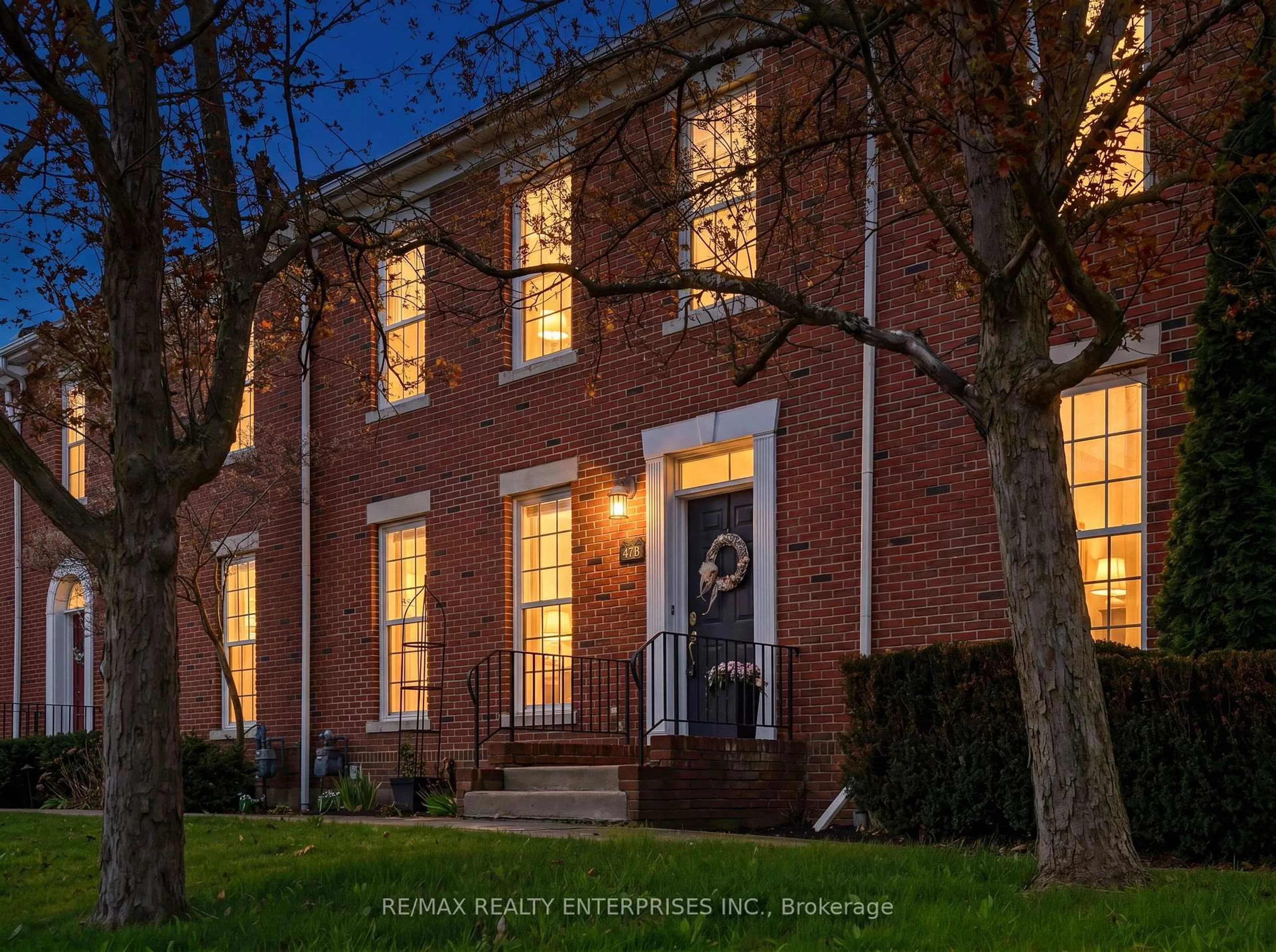 Home with brick exterior material, street for 47B GARRISON VILLAGE Dr, Niagara-on-the-Lake Ontario L0S 1J0