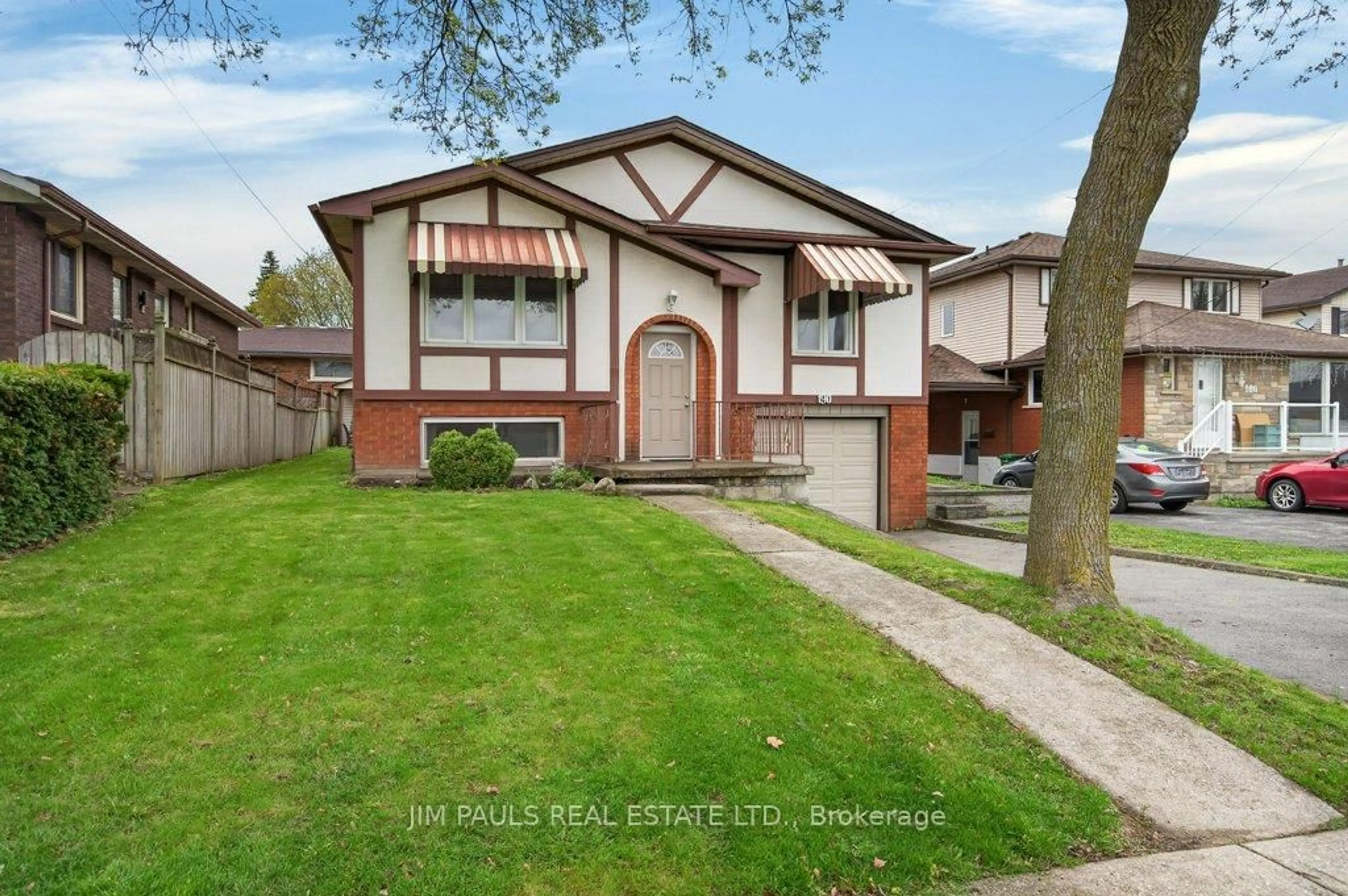 Home with vinyl exterior material, street for 190 Deschene Ave, Hamilton Ontario L9A 3K2