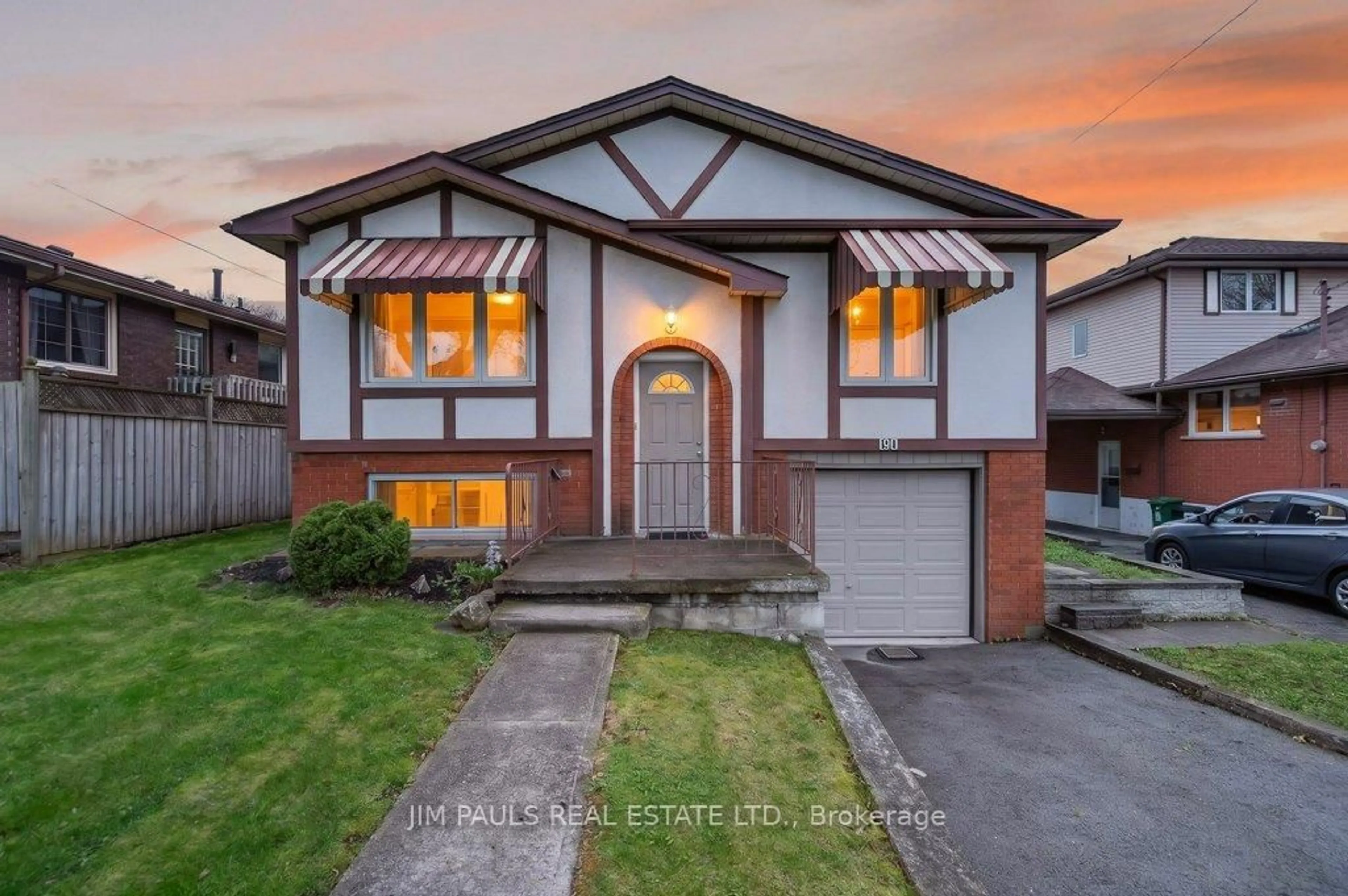 Home with vinyl exterior material, street for 190 Deschene Ave, Hamilton Ontario L9A 3K2