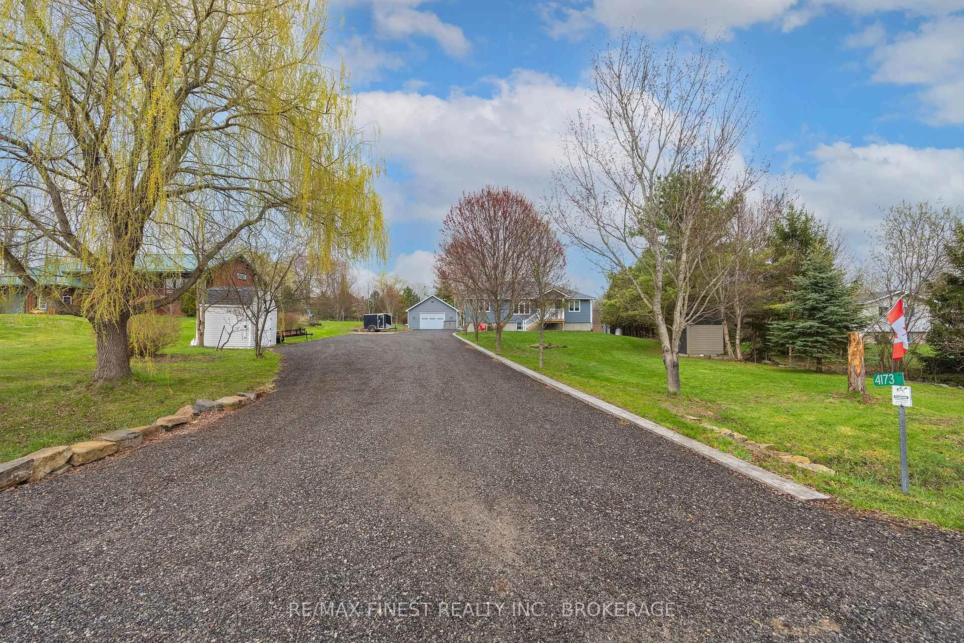 A pic from outside/outdoor area/front of a property/back of a property/a pic from drone, street for 4173 Mangan Blvd, Seeley's Bay Ontario K0H 2N0