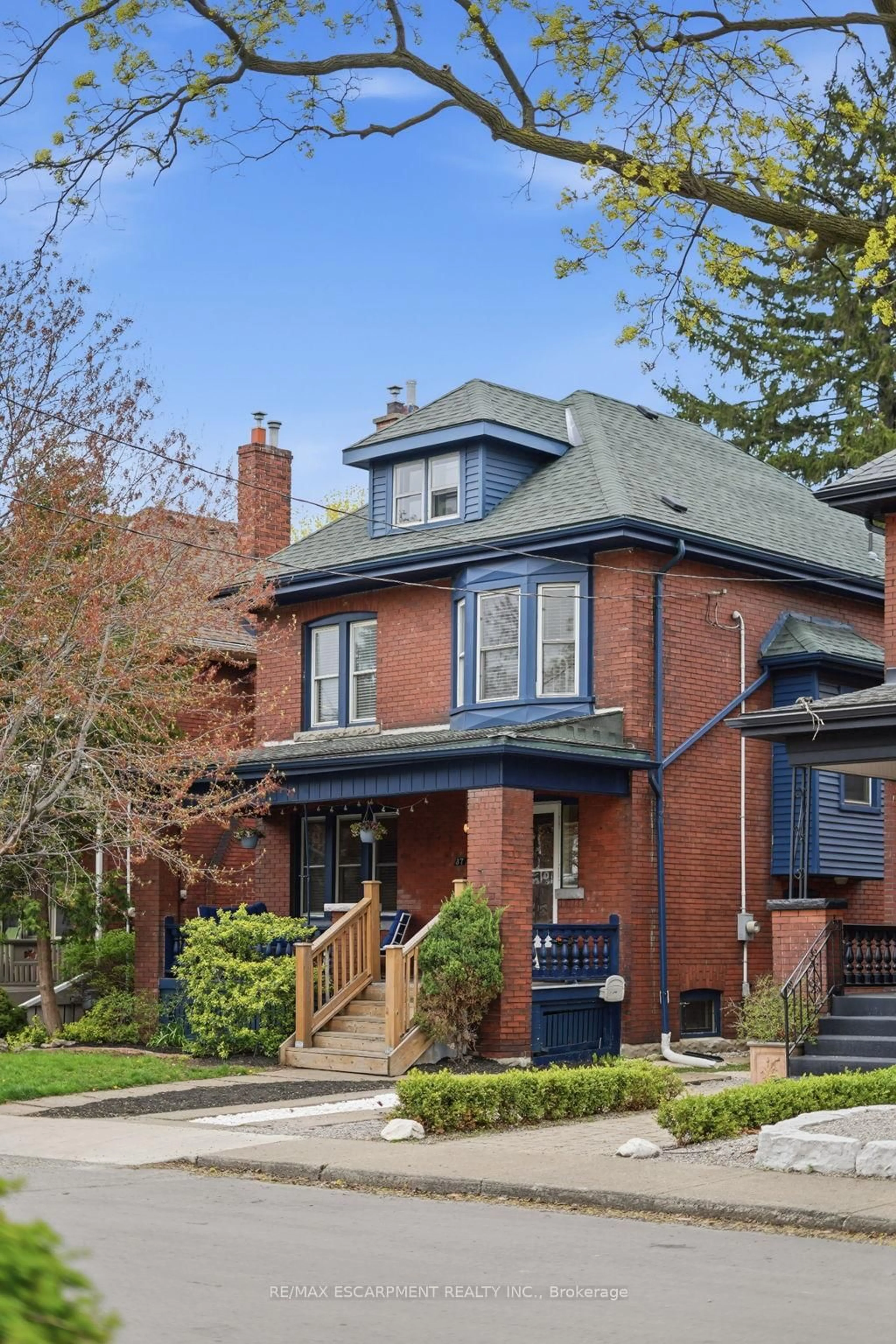 Home with brick exterior material, street for 37 Connaught Ave, Hamilton Ontario L8M 3C3