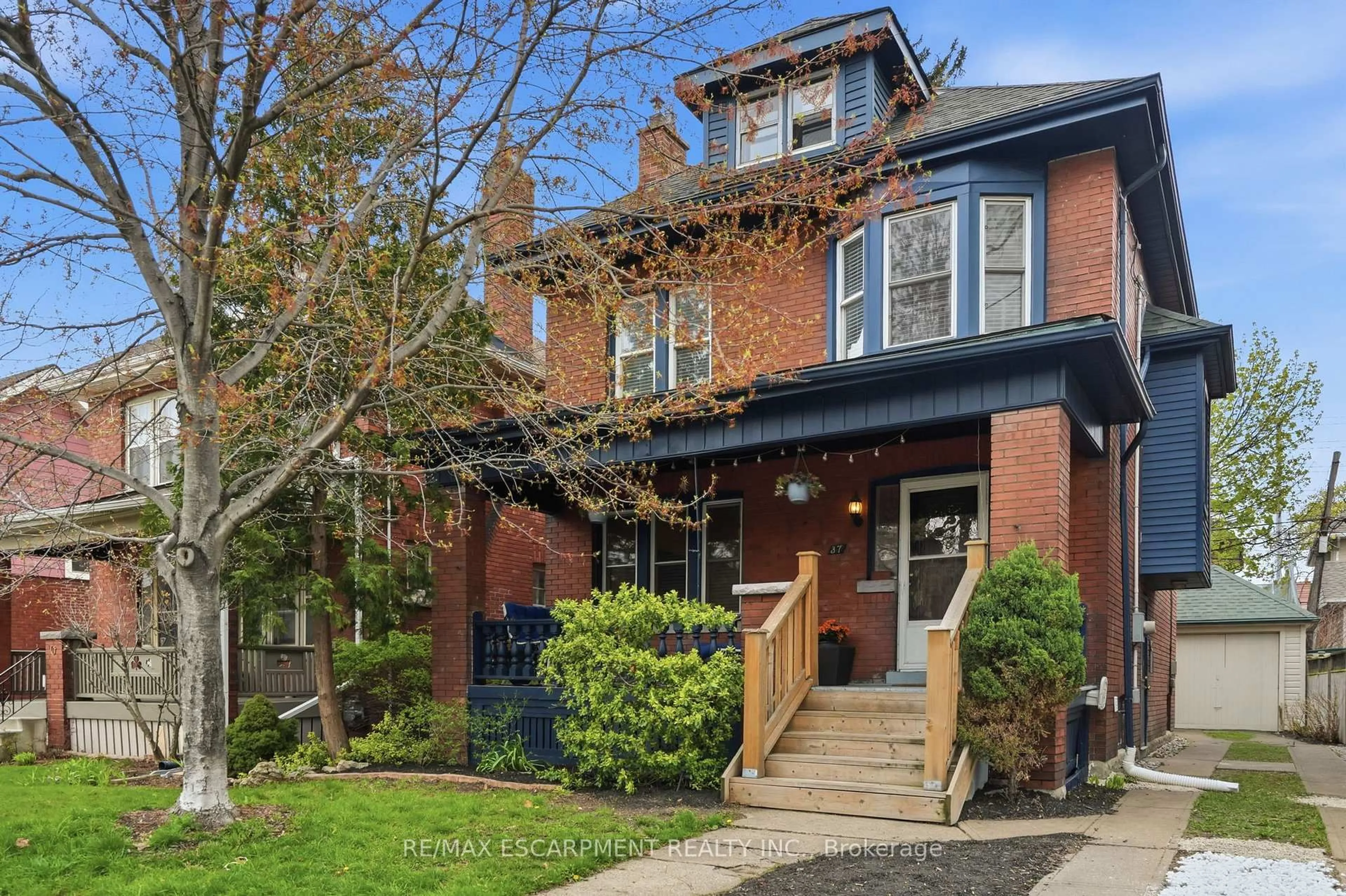 Home with brick exterior material, street for 37 Connaught Ave, Hamilton Ontario L8M 3C3