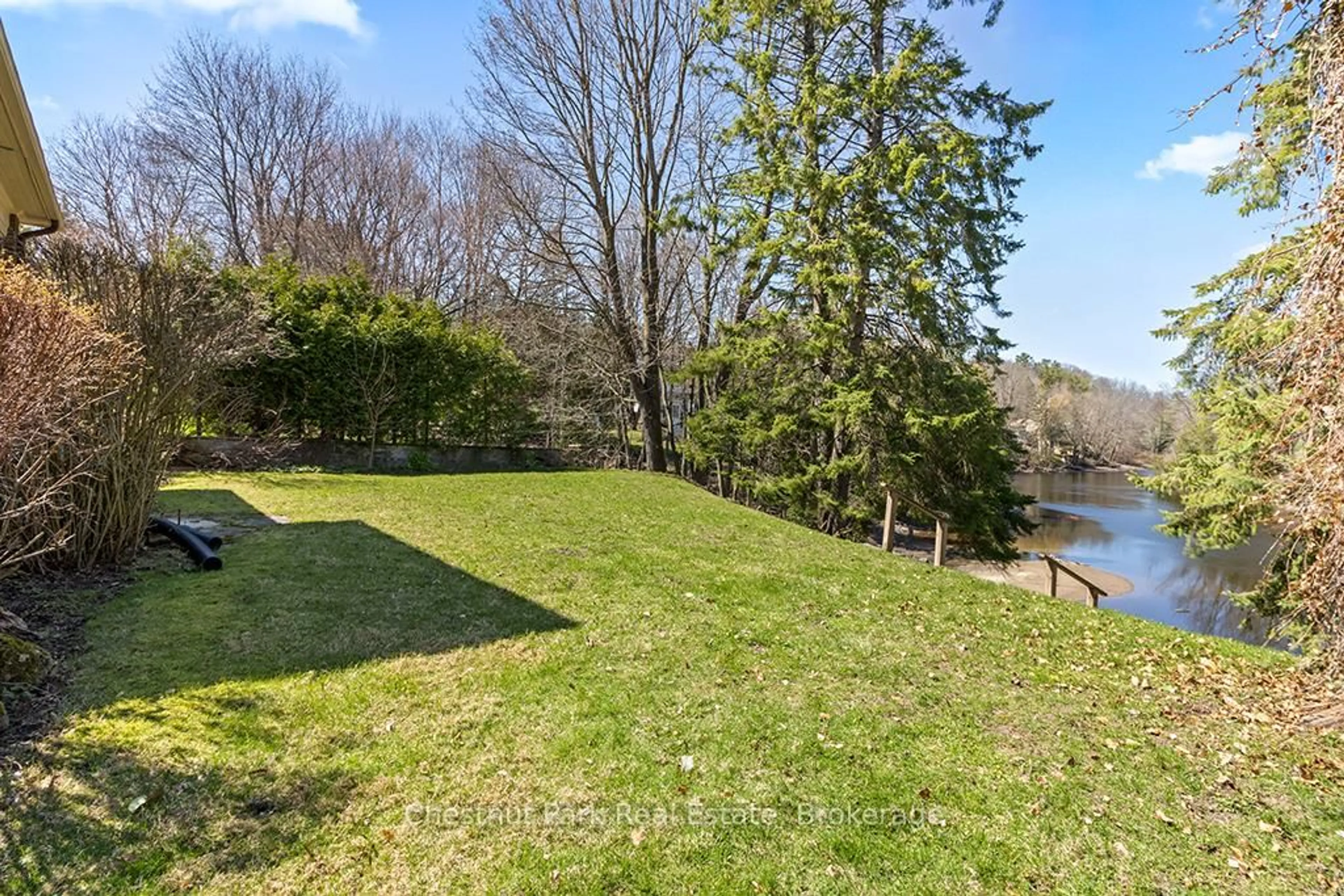 A pic from outside/outdoor area/front of a property/back of a property/a pic from drone, water/lake/river/ocean view for 190 4th St, Owen Sound Ontario N4K 3J9
