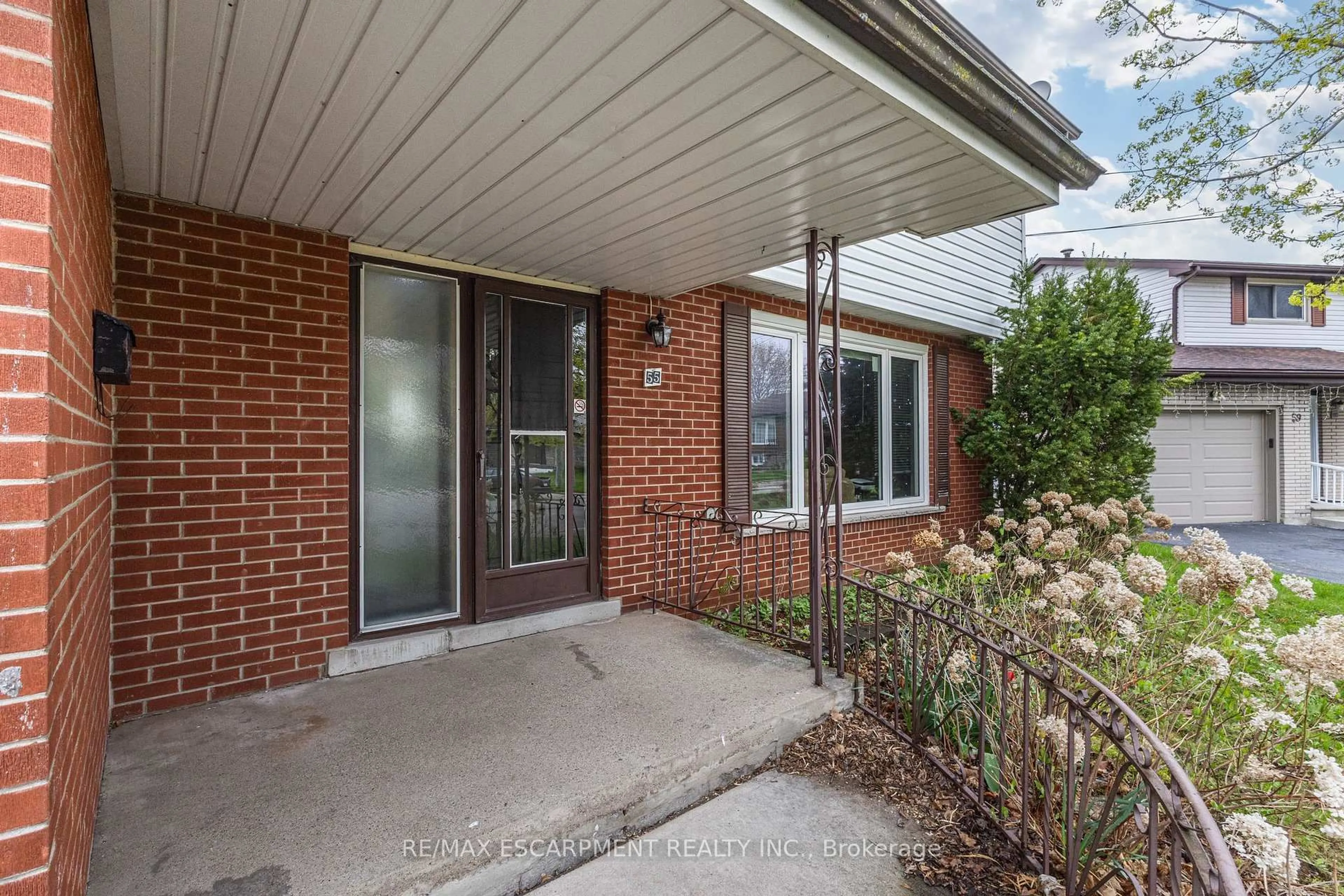 Unknown for 55 Yarmouth Crt, Hamilton Ontario L8S 3E2