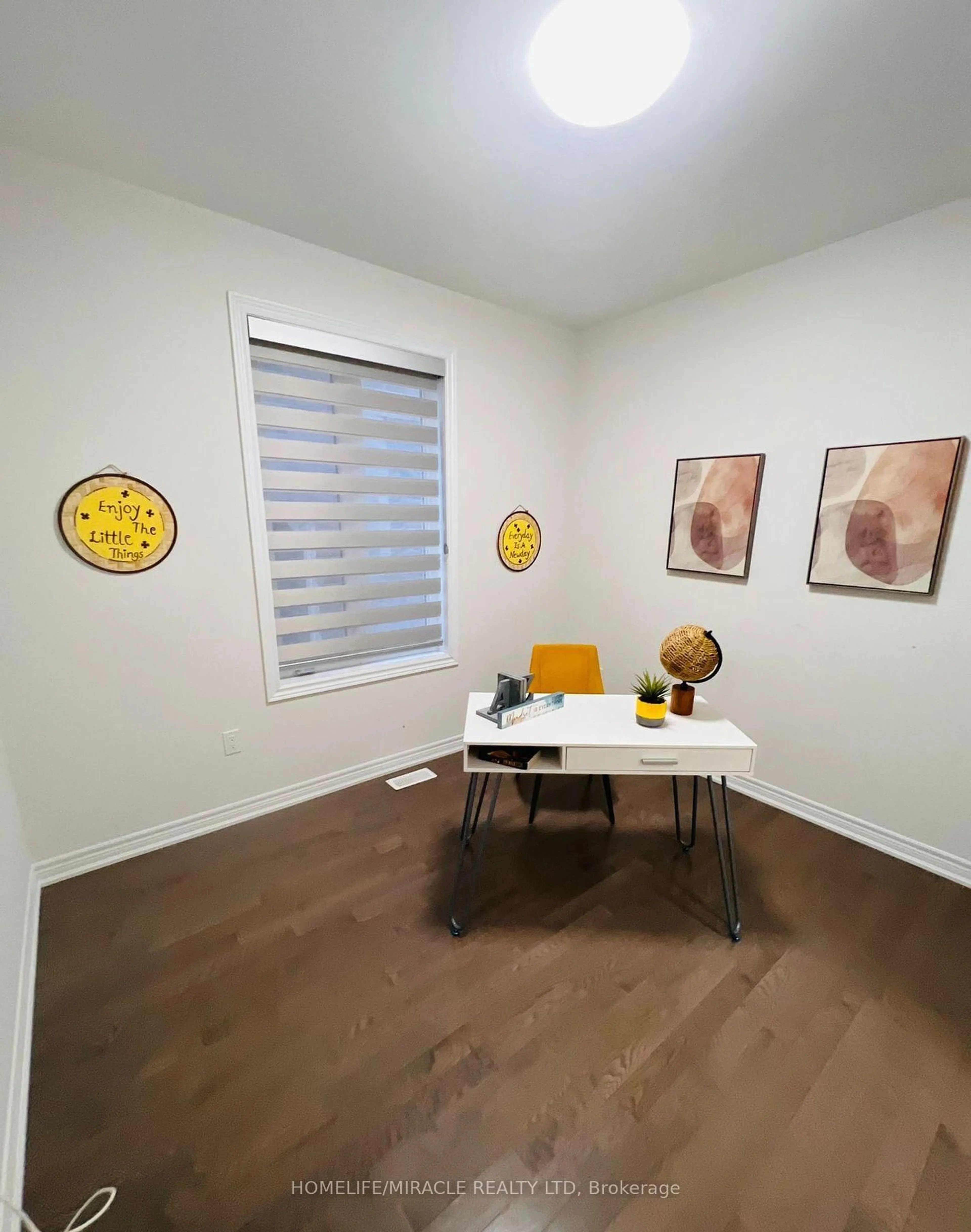 A pic of a room for 643 Anishinaabe Dr, Shelburne Ontario L9V 3Y4