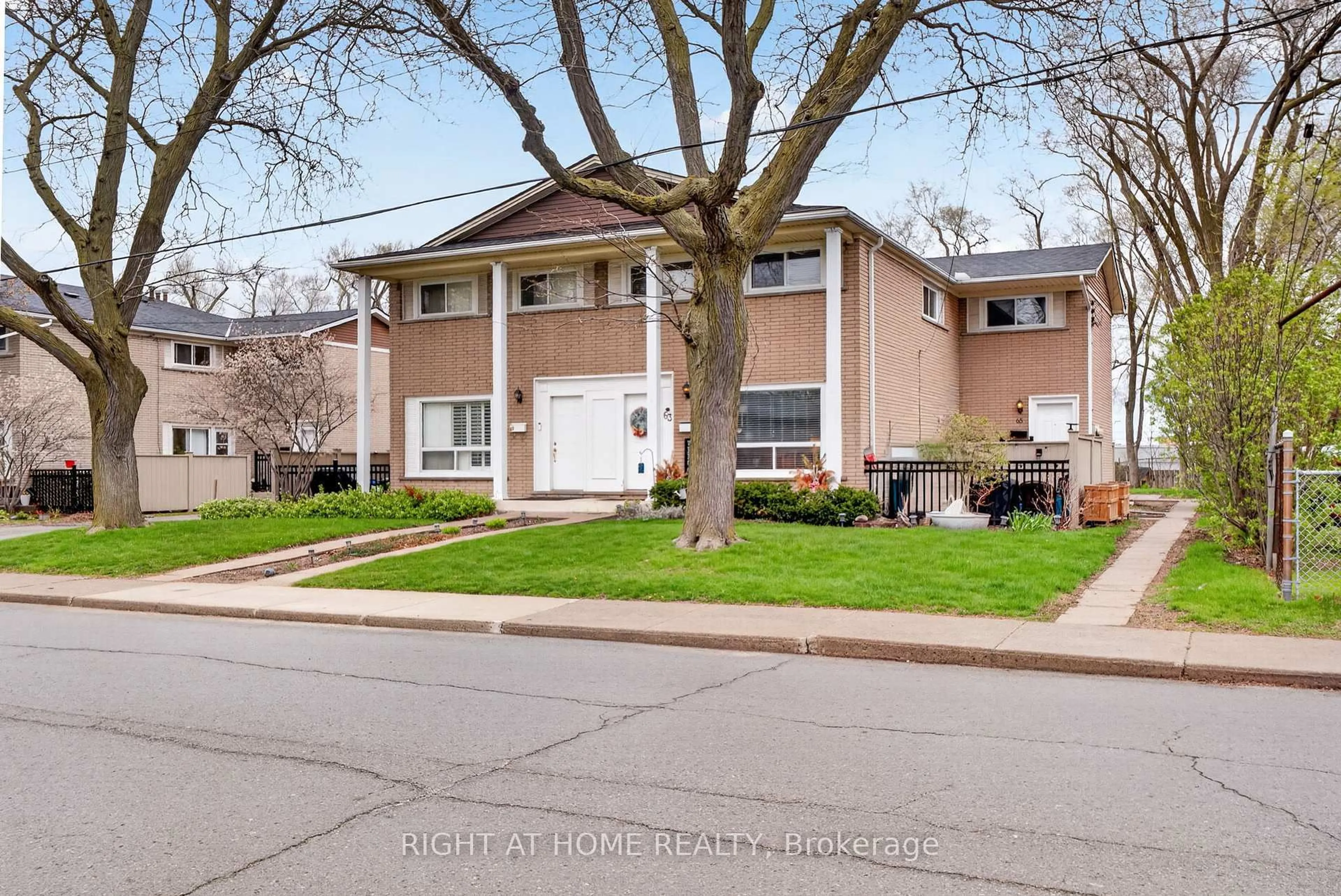 Unknown for 65 Woodman Dr, Hamilton Ontario L8K 4E2