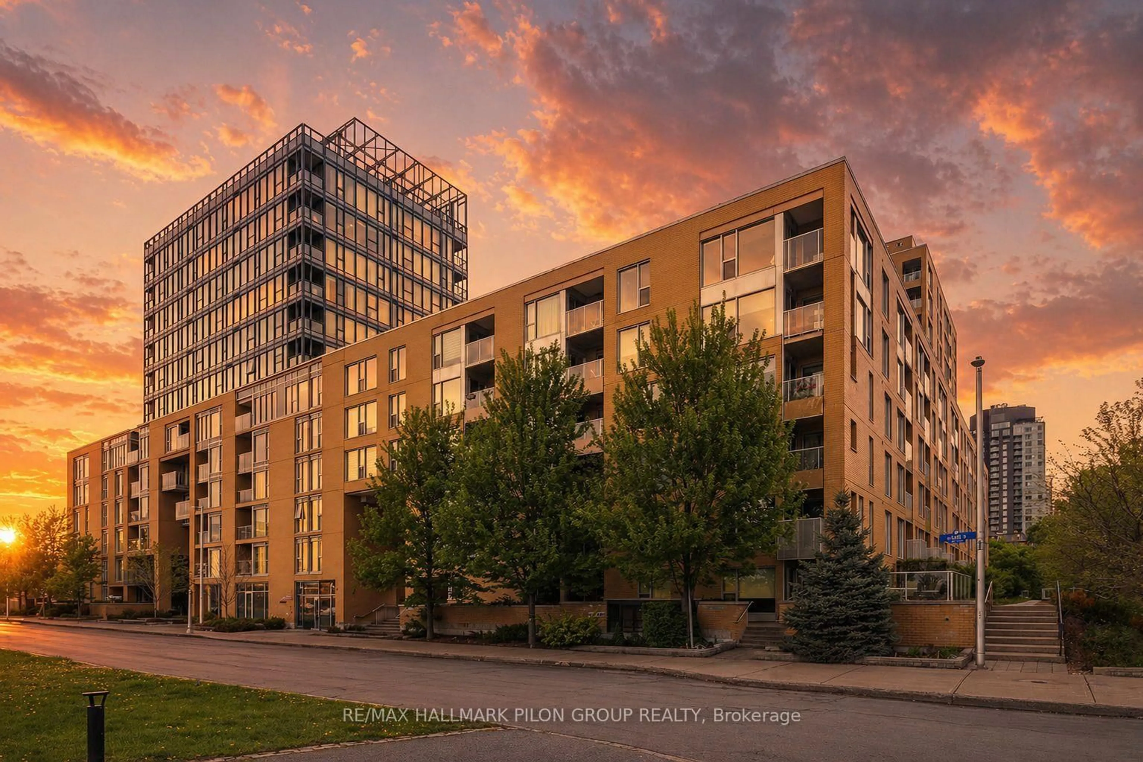 Unknown for 250 Lett St #905, Ottawa Ontario K1R 0A8
