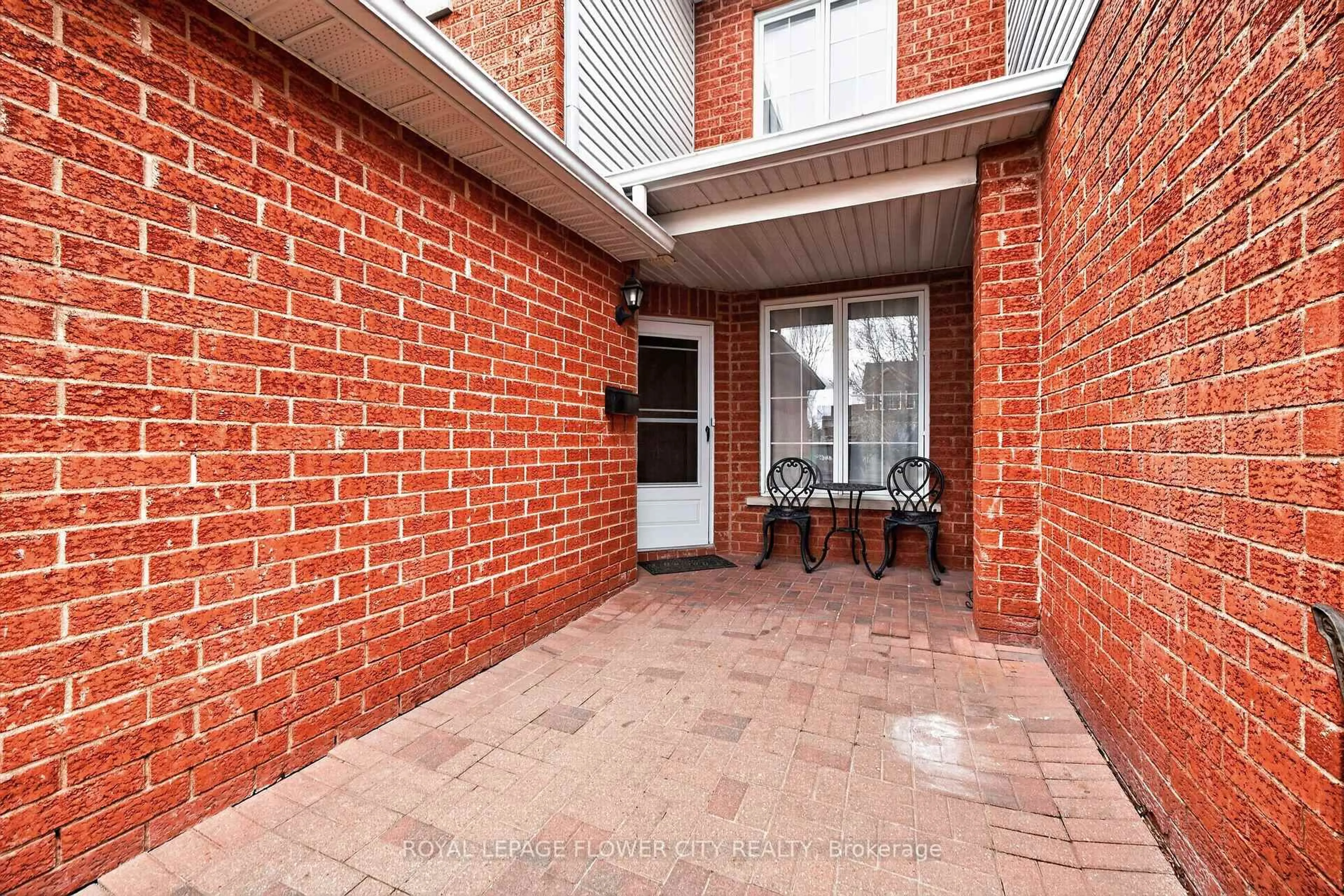 Home with brick exterior material, street for 47 Inverkip Ave, Ottawa Ontario K1T 4B8
