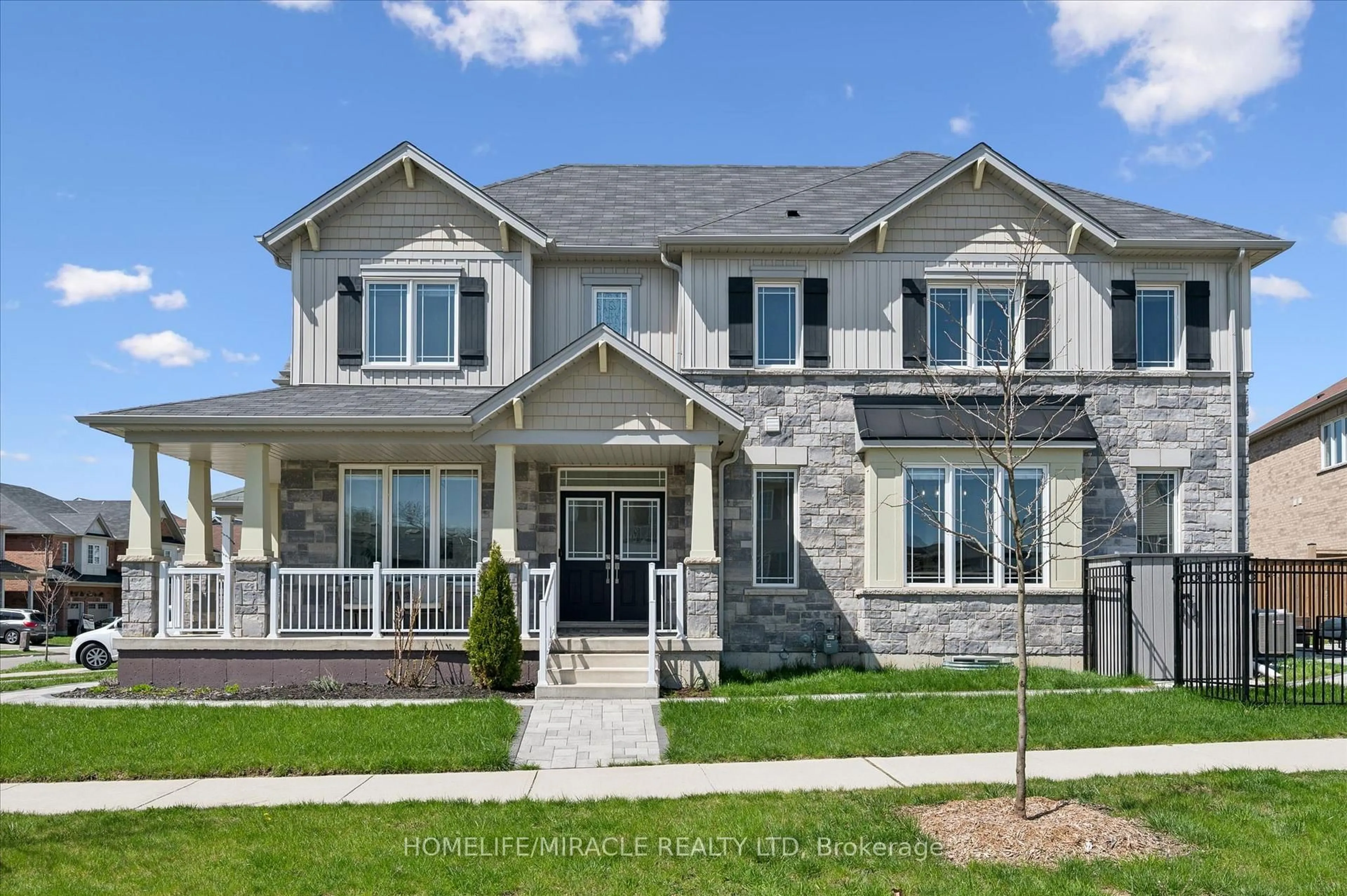 Home with brick exterior material, street for 100 Tilbury St, Woolwich Ontario N0B 1M0