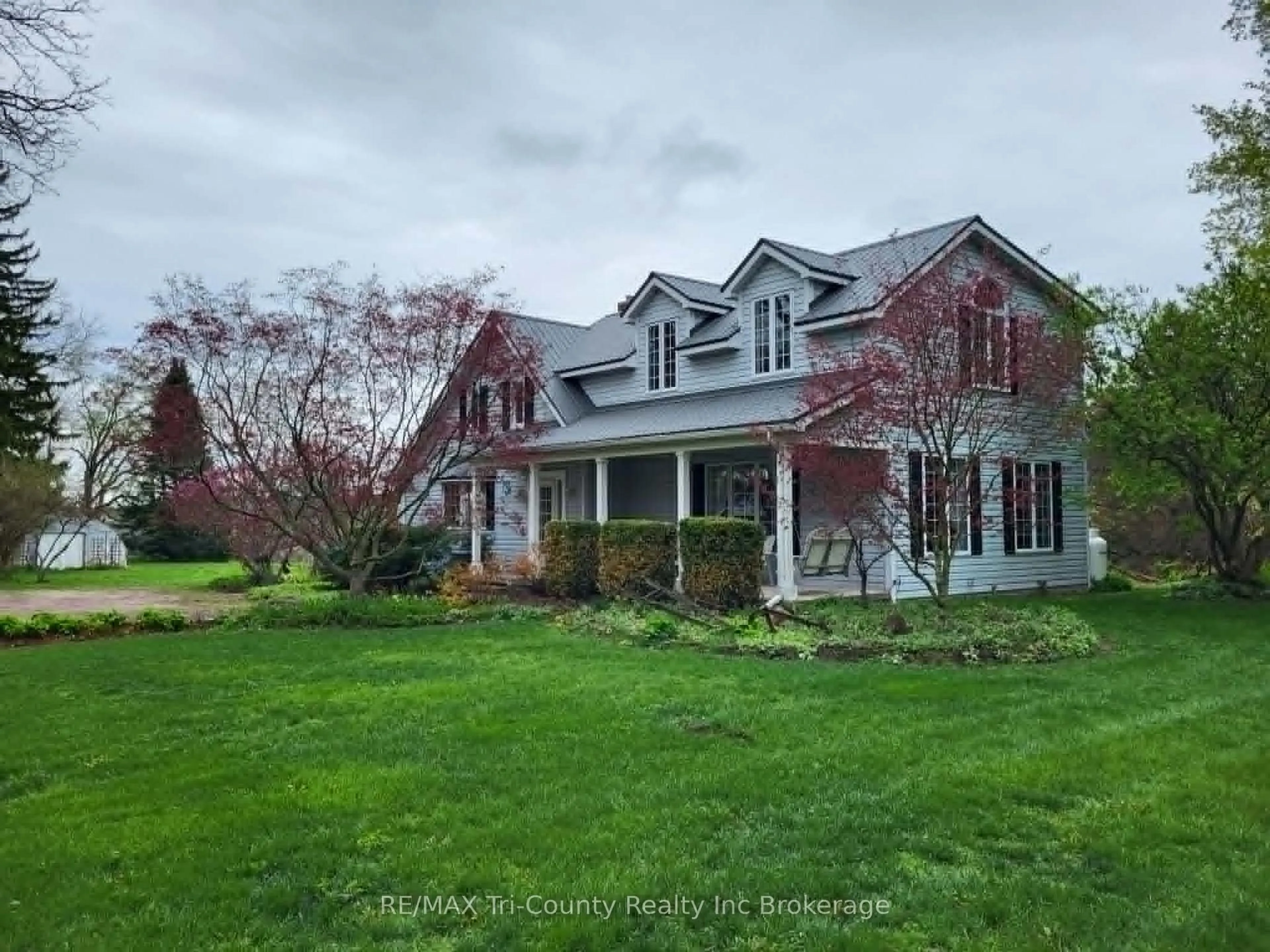 A pic from outside/outdoor area/front of a property/back of a property/a pic from drone, street for 9088 Culloden Rd, Bayham Ontario N0J 1H0