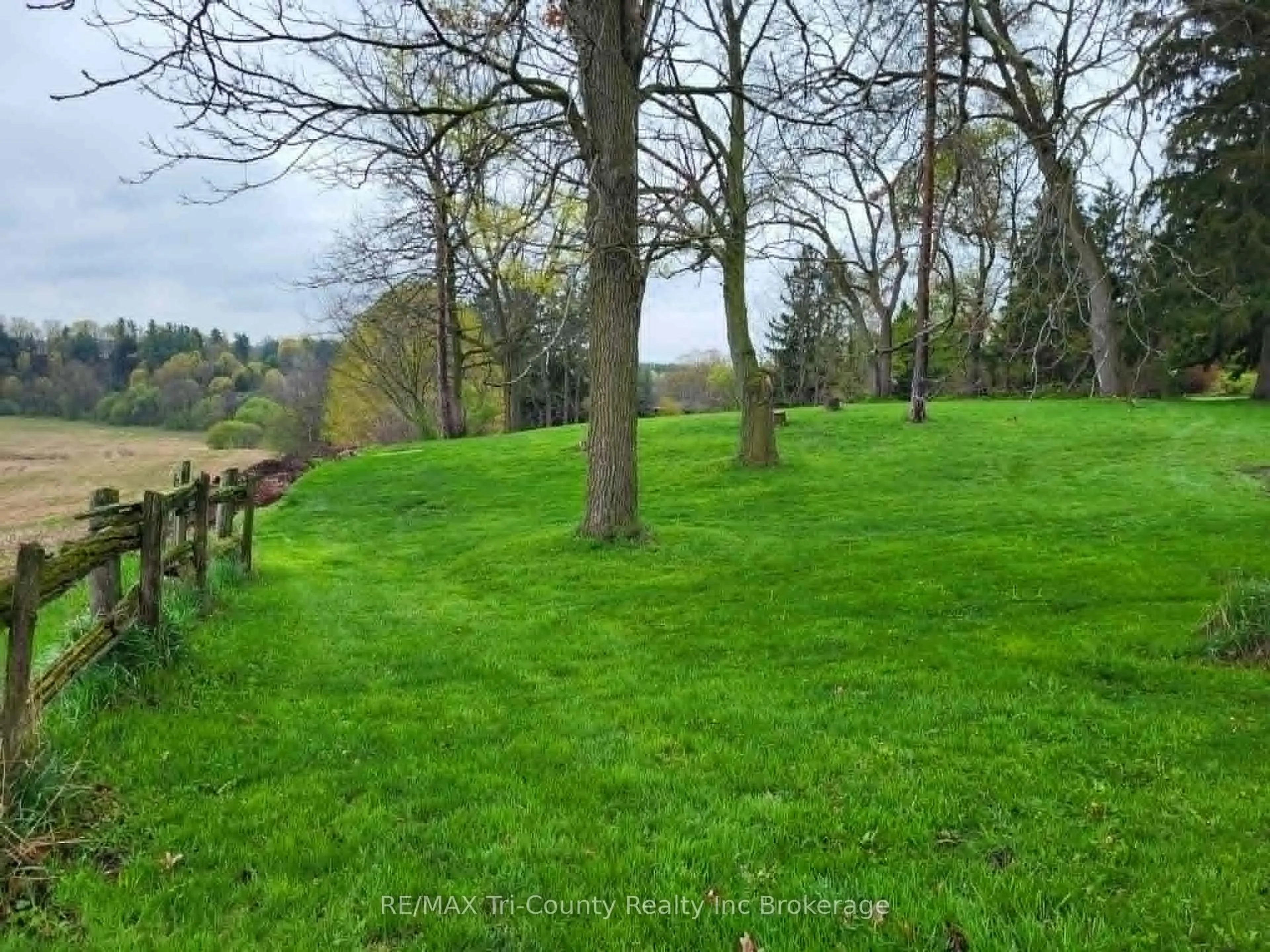 A pic from outside/outdoor area/front of a property/back of a property/a pic from drone, forest/trees view for 9088 Culloden Rd, Bayham Ontario N0J 1H0