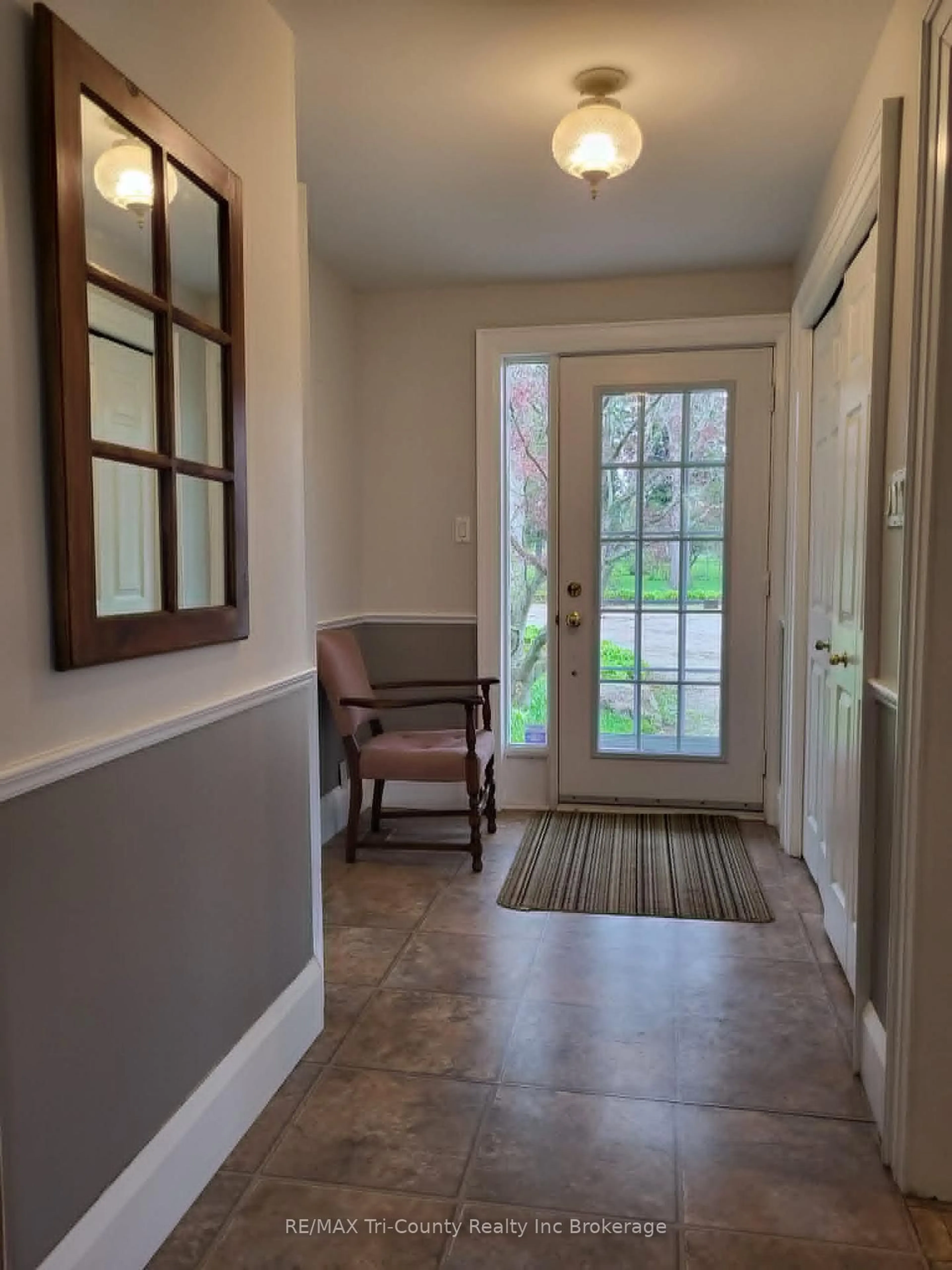 Indoor entryway for 9088 Culloden Rd, Bayham Ontario N0J 1H0