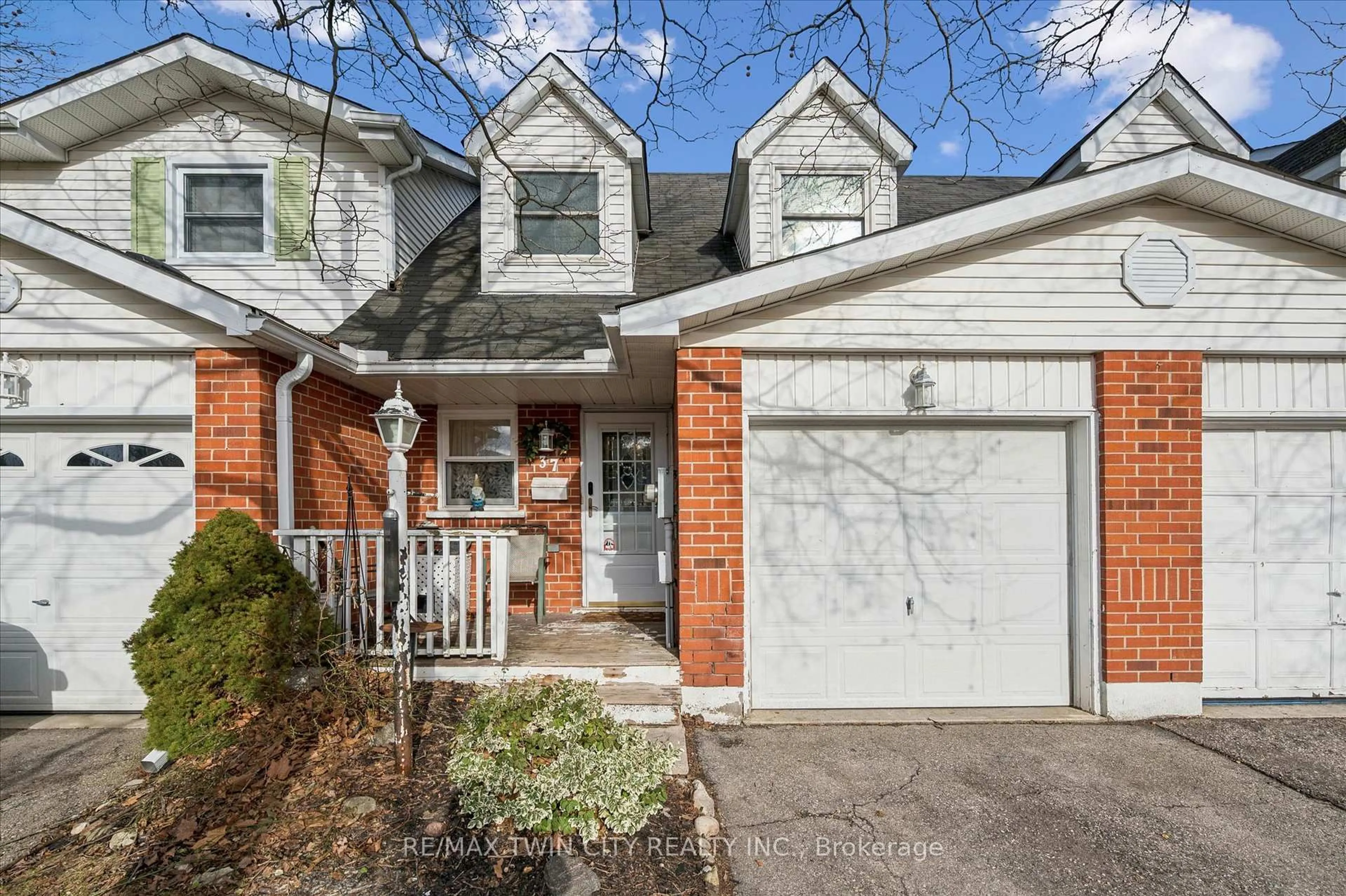 Home with brick exterior material, street for 37 Edgemere Dr, Cambridge Ontario N1P 1A9