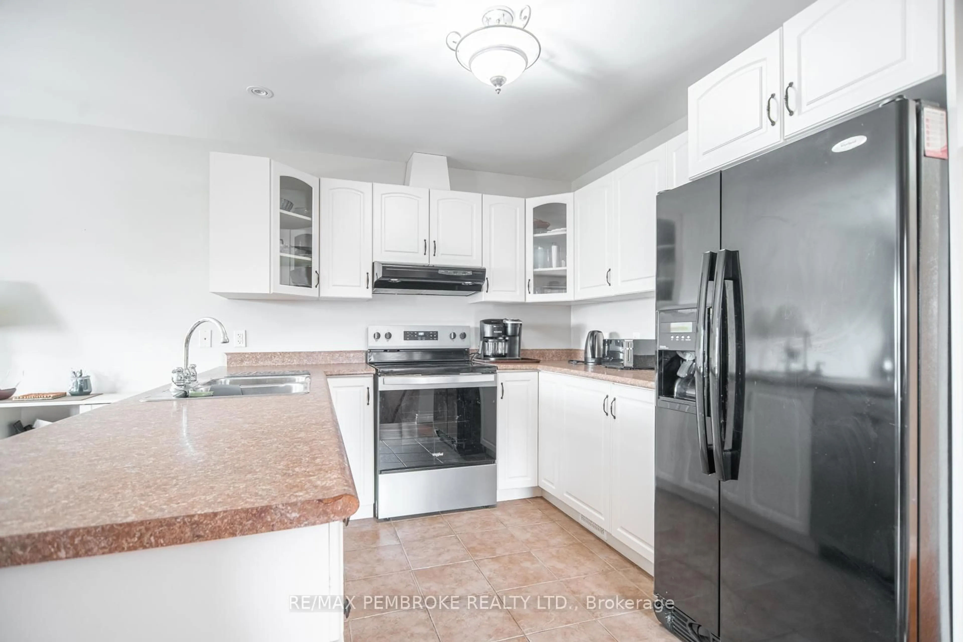 Standard kitchen, unknown for 317 Matheson Dr, Pembroke Ontario K8A 8L2