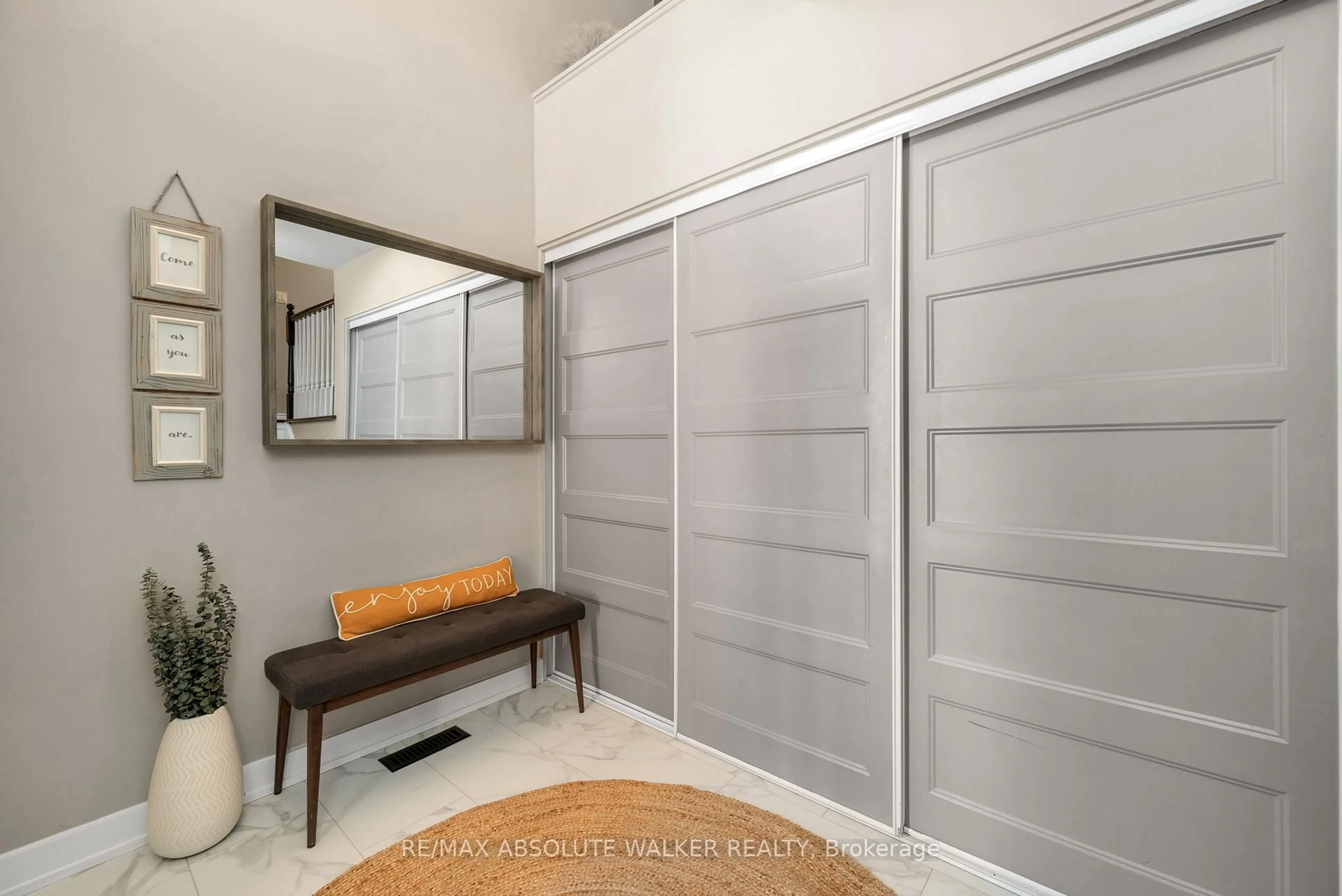 Unknown for 3458 Paul Anka Dr, Ottawa Ontario K1V 9K6