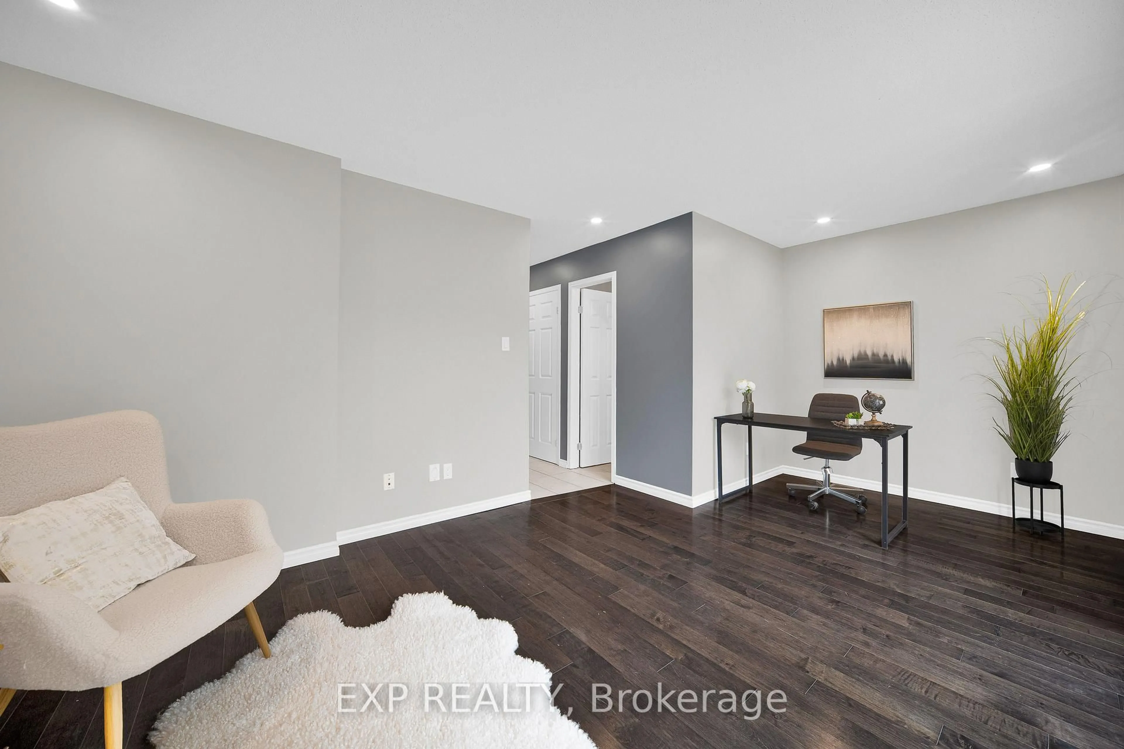 A pic of a room for 143 Arcola Private, Ottawa Ontario K1K 4W9
