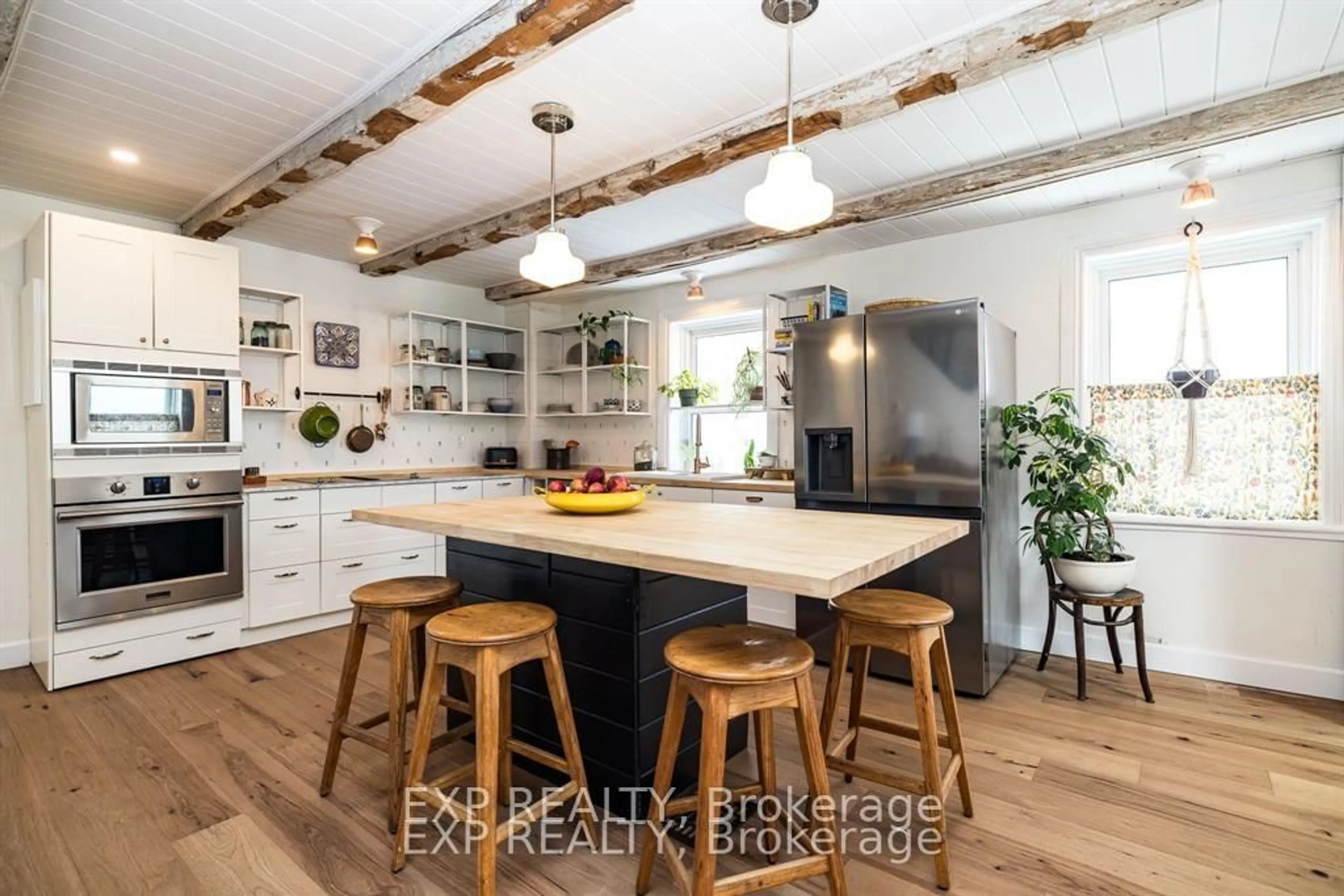 Open concept kitchen, unknown for 23 Norma St, Arnprior Ontario K7S 3B2