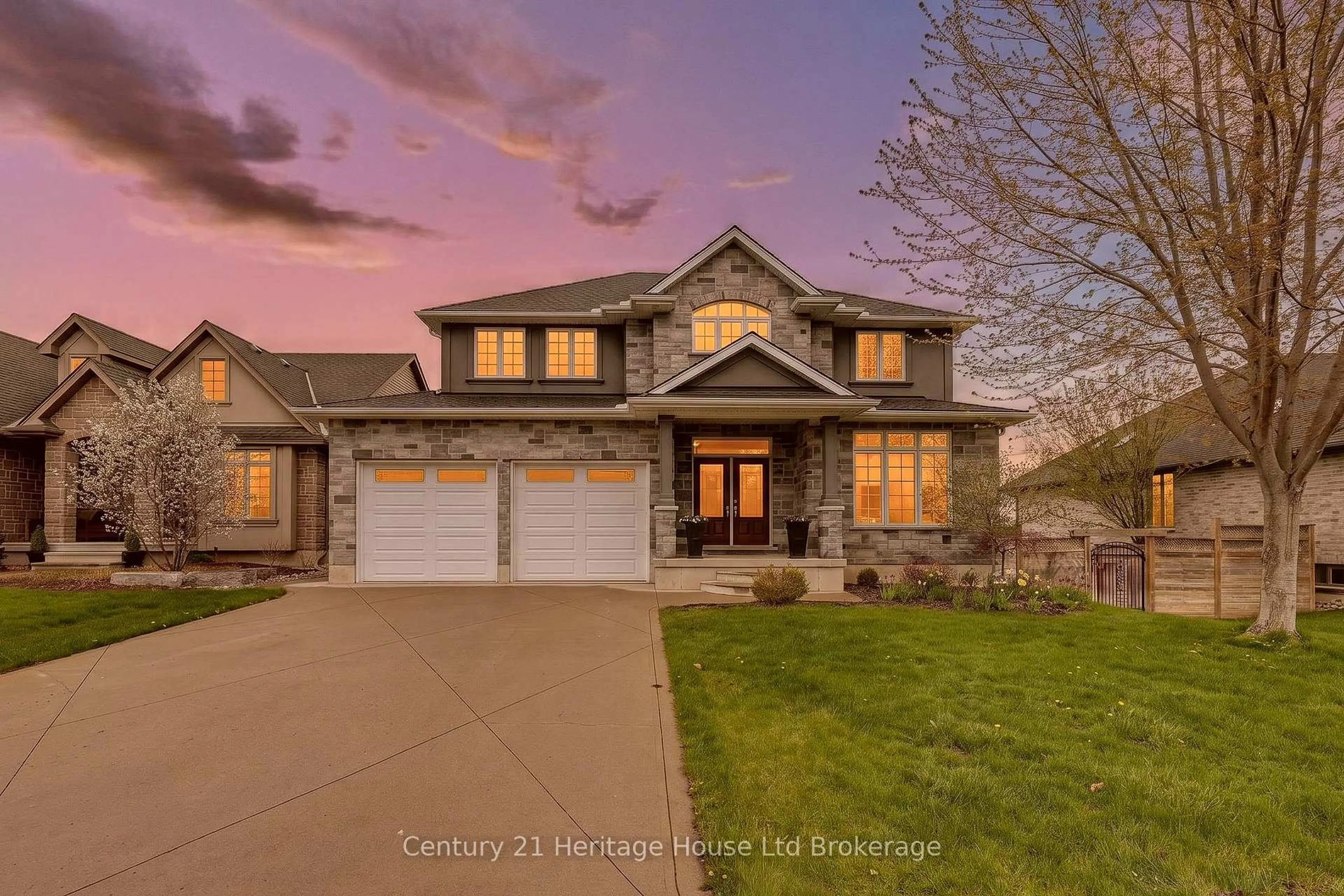Home with brick exterior material, street for 149 Juno Cres, Woodstock Ontario N4T 0H6